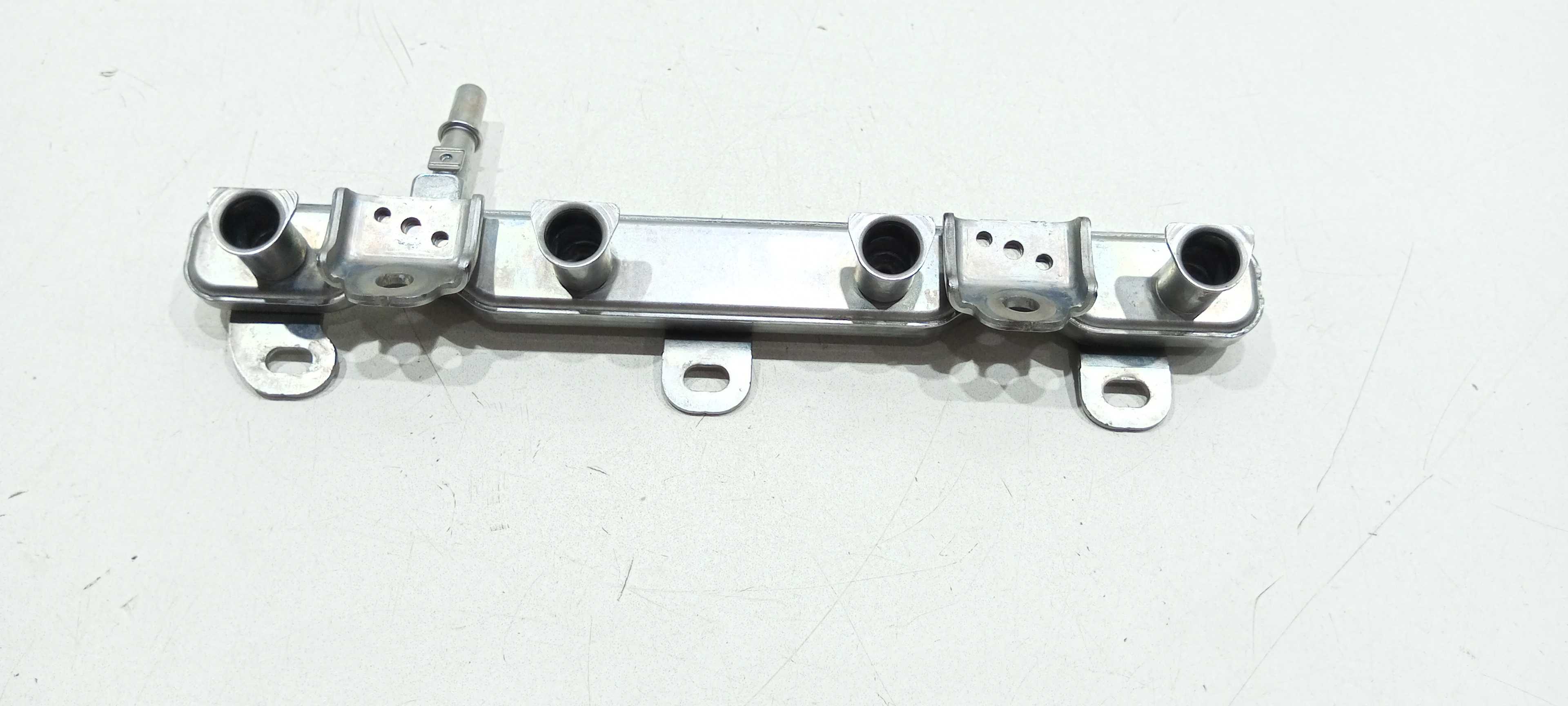 Flauta Dos Bicos Injetores Toyota Etios 1.3 16v X 2016 1