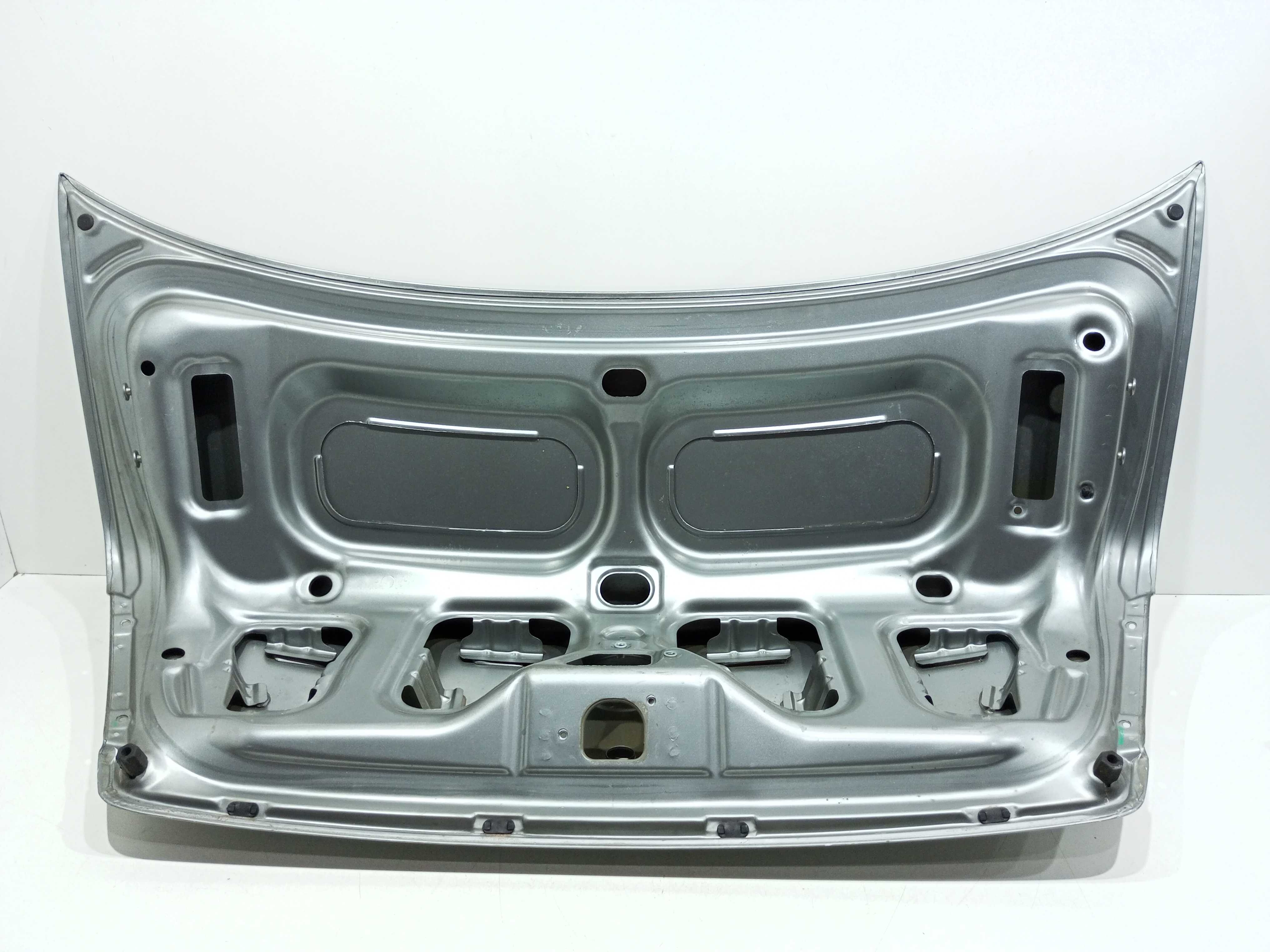 Tampa Traseira Fiat Siena 1.0 Fire 2011 7