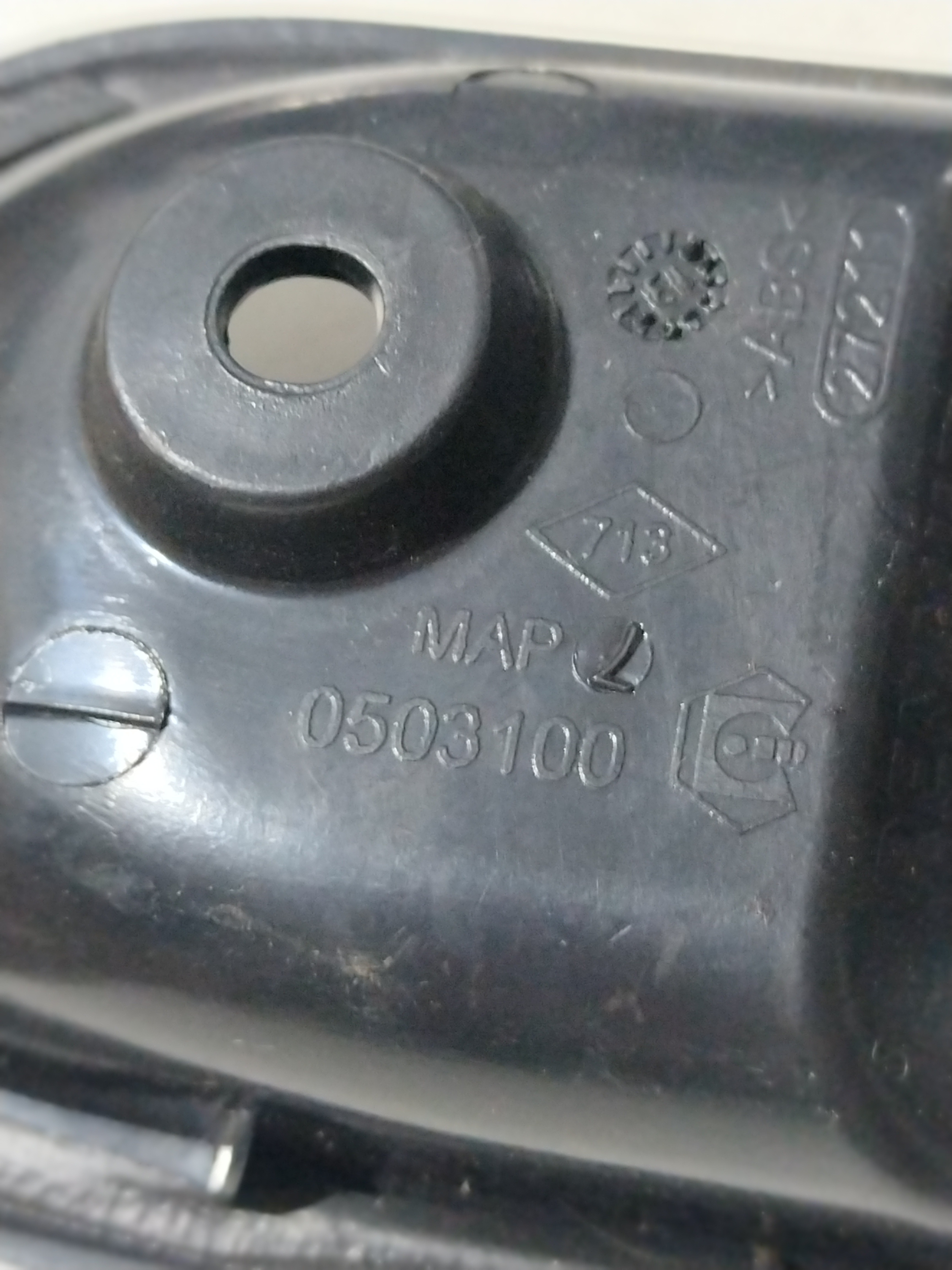 Maçaneta Interna Porta Diant Esquerda Duster 2013 0503100 3