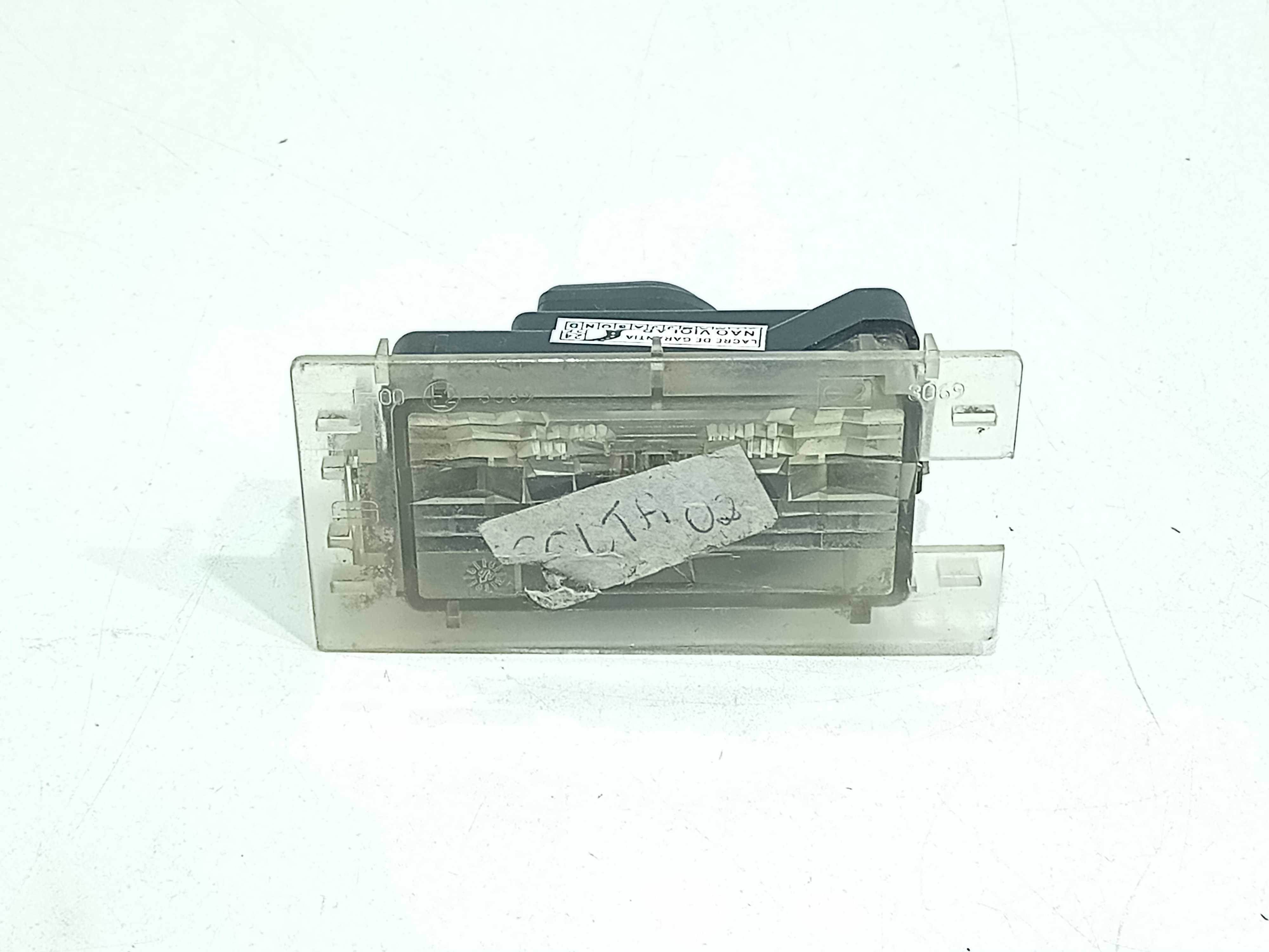 Luz De Placa Chevrolet Celta 2002 1