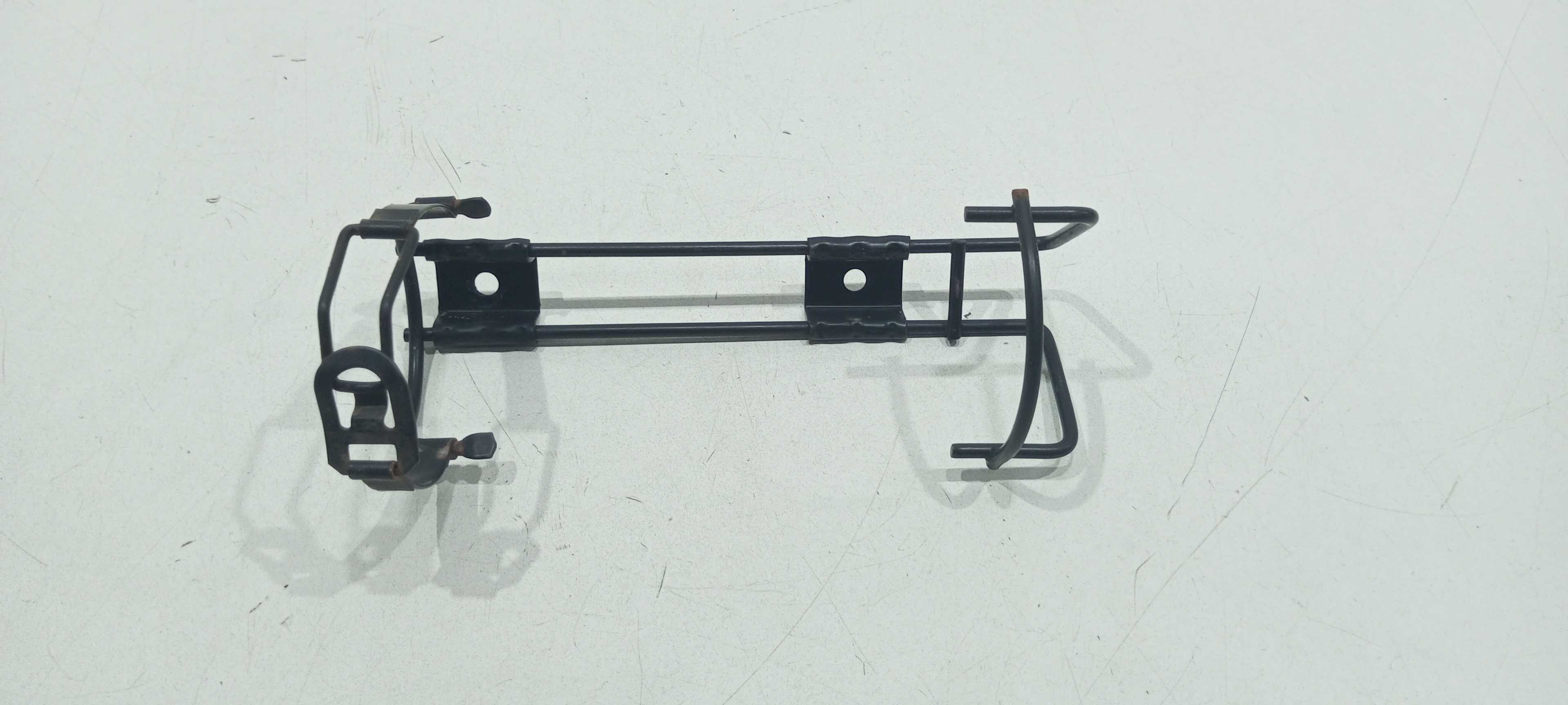 Suporte Extintor Toyota Etios Hatch 2016 1