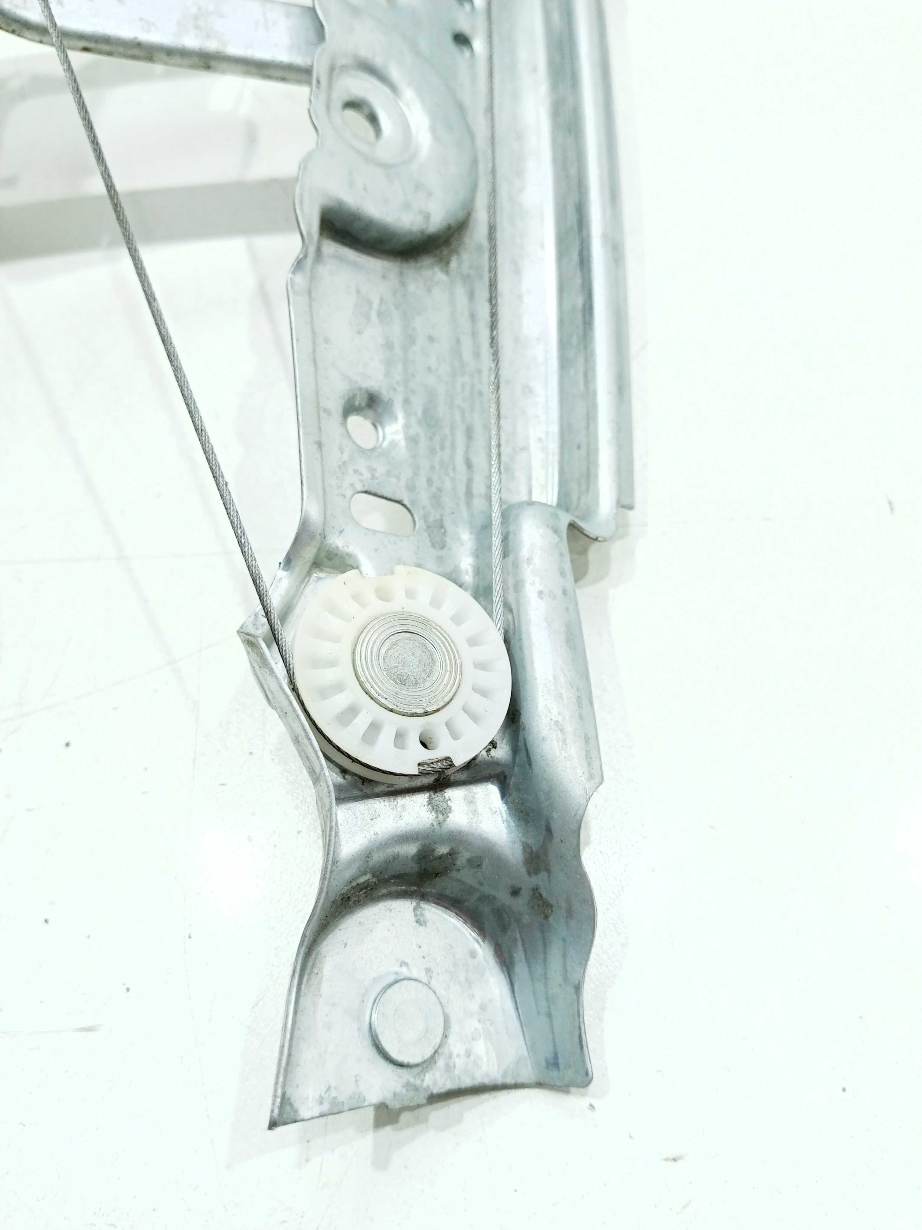 Maquina De Vidro Manual Traseira Esq. Ford Ka Hatch 2017 7