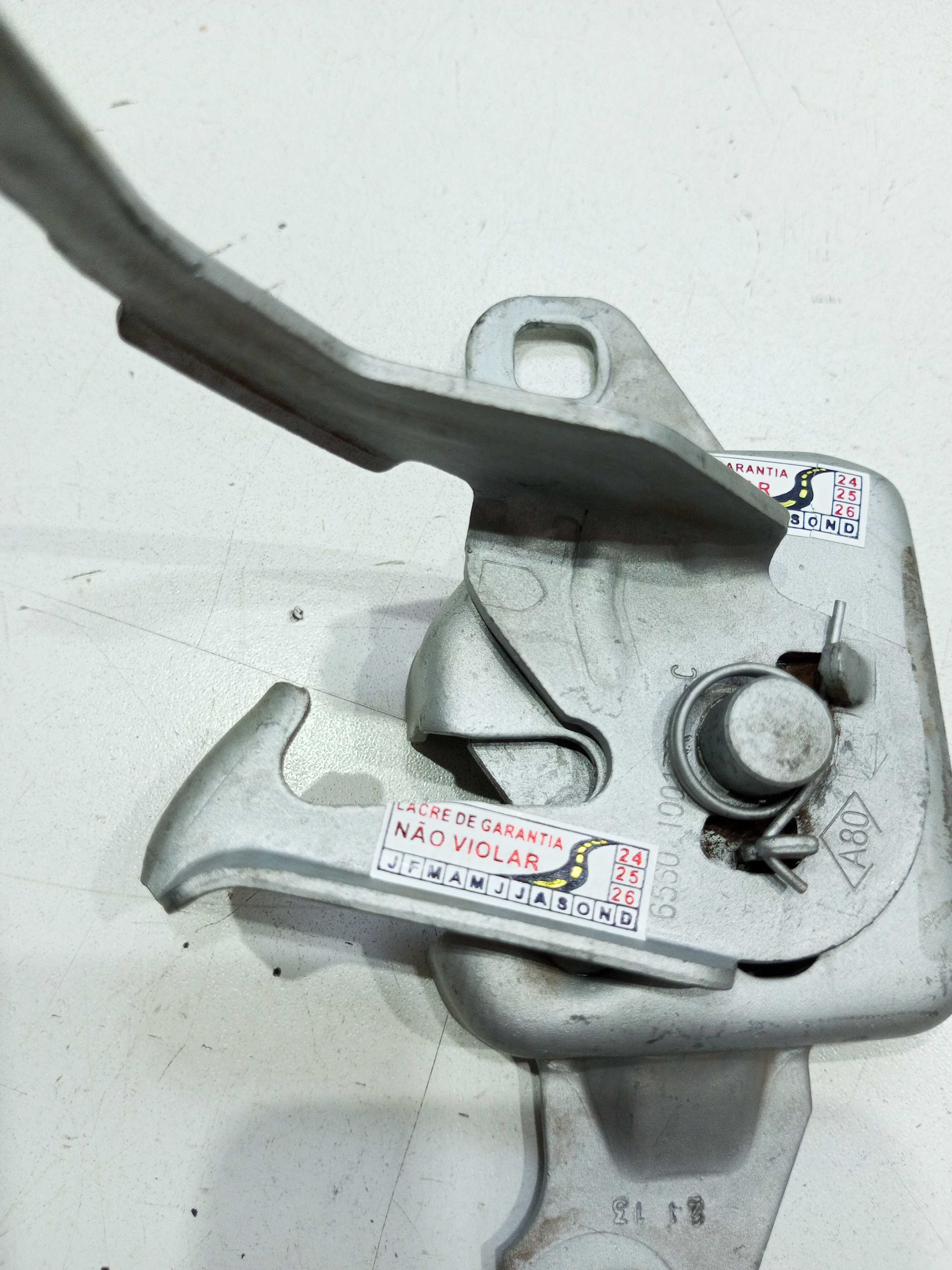 Fechadura Inferior Capô Renault Duster 1.6 16v 2014 4