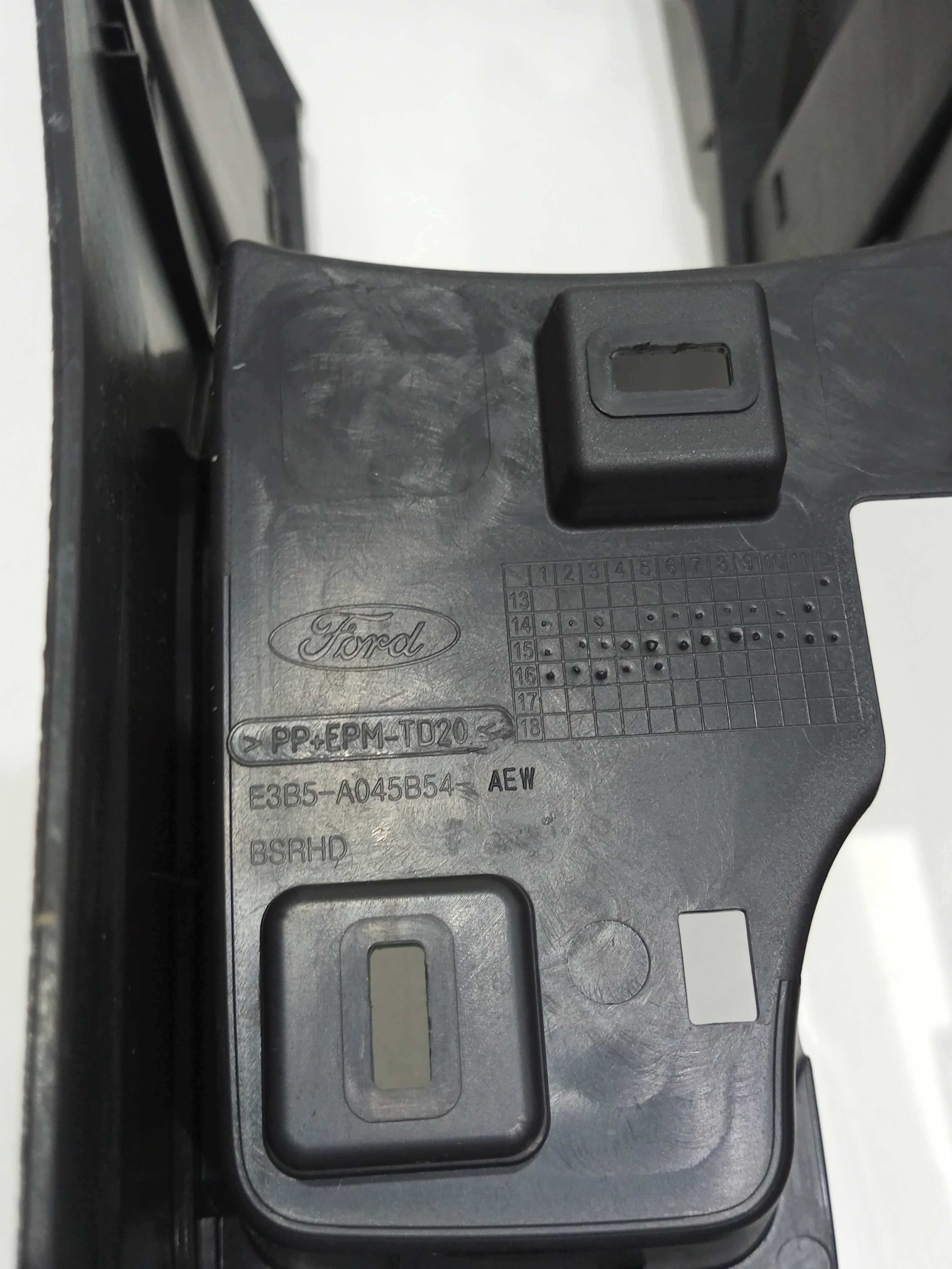 Console Central Ford Ka Se 2017 5