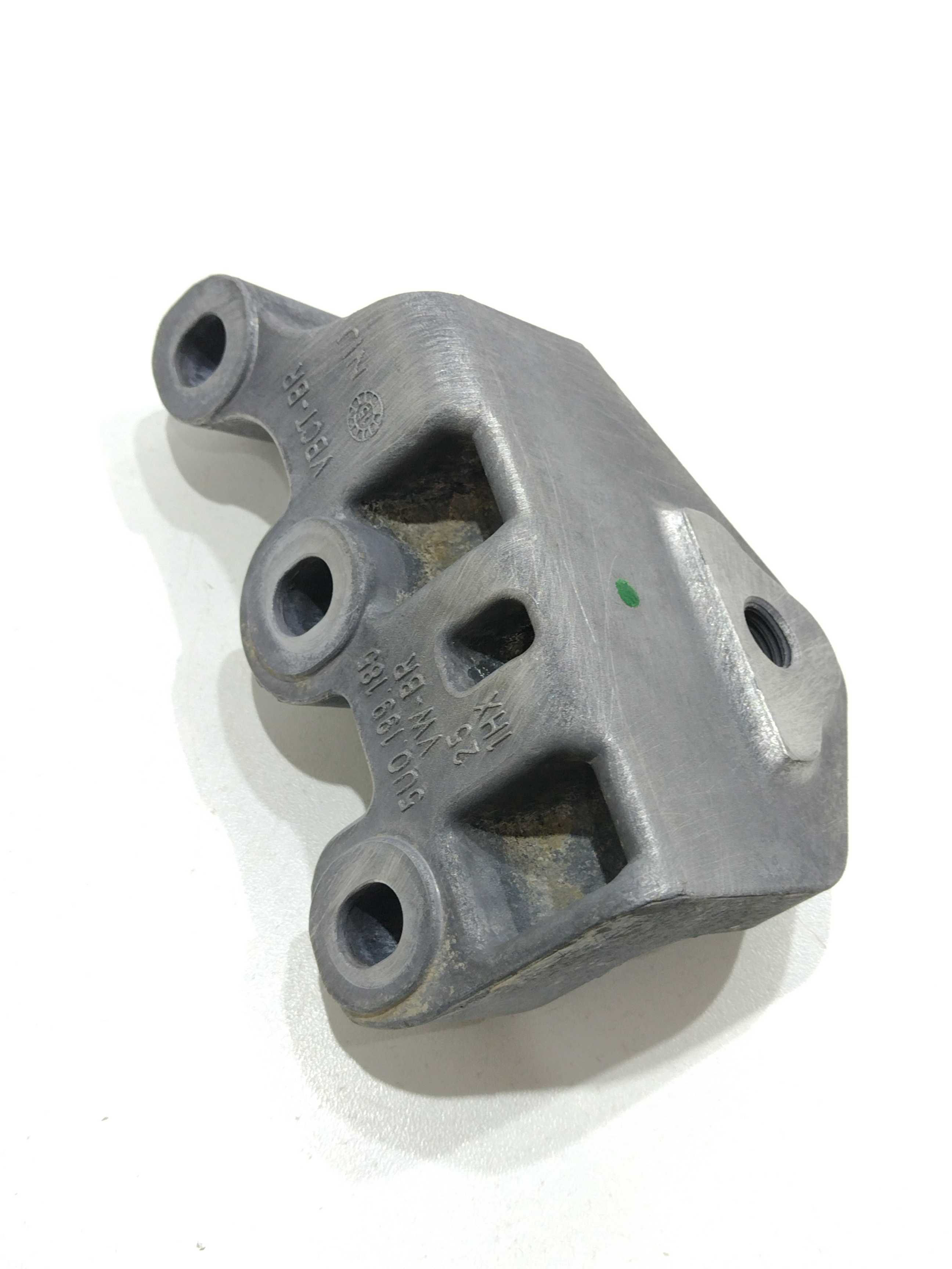 Suporte Do Coxim Voyage Volkswagen 2019 Original 2