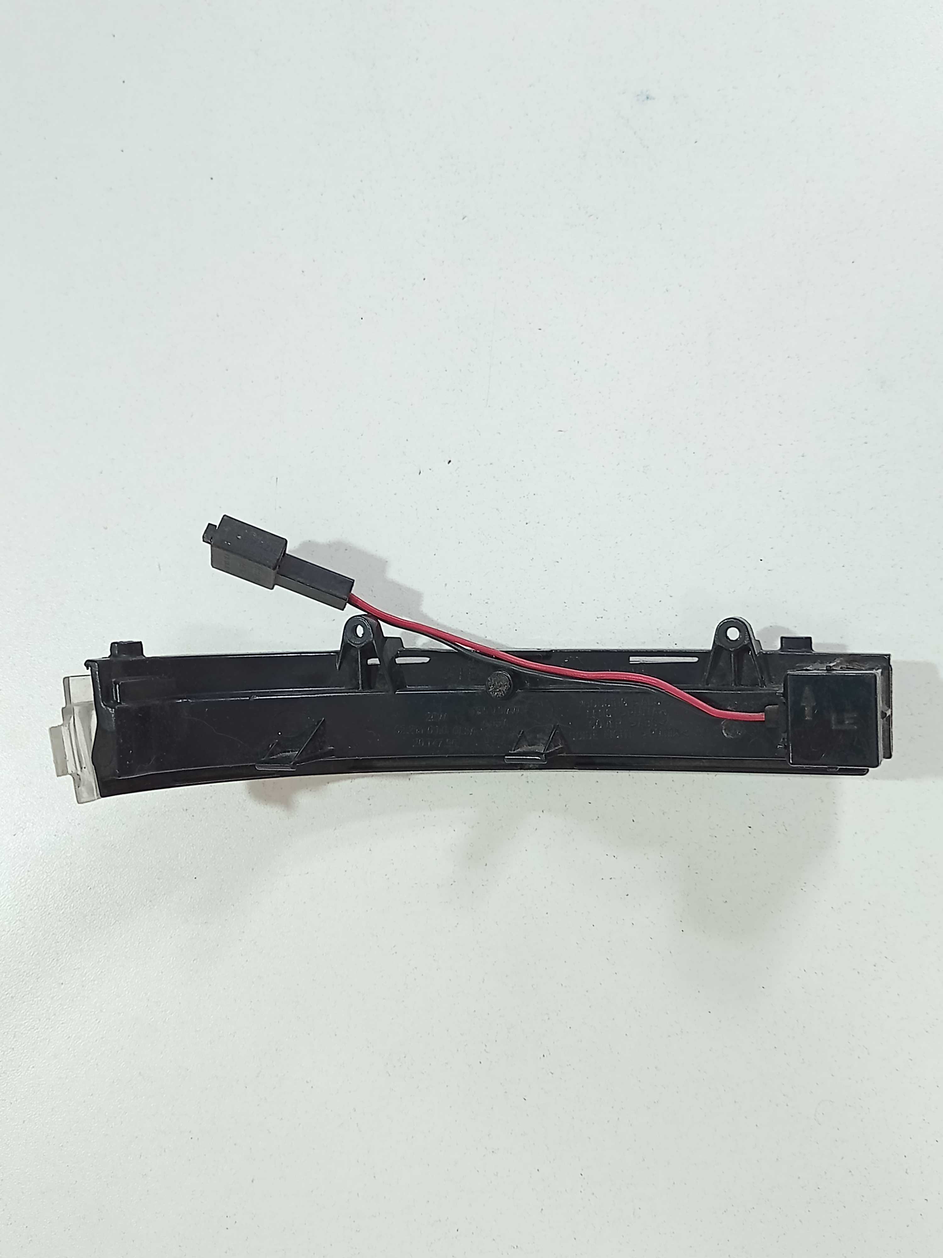 Pisca Seta Retrovisor Polo 2013 20t4795 Original 3