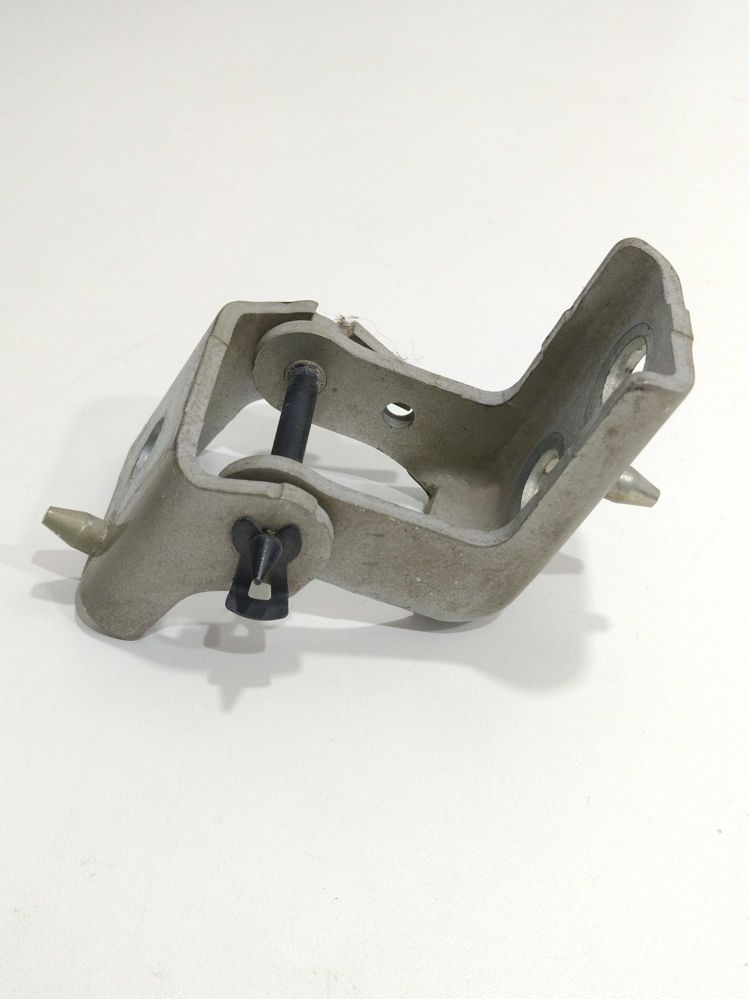 Dobradiça Inferior Porta Dianteira Direita C4 Cactus 3