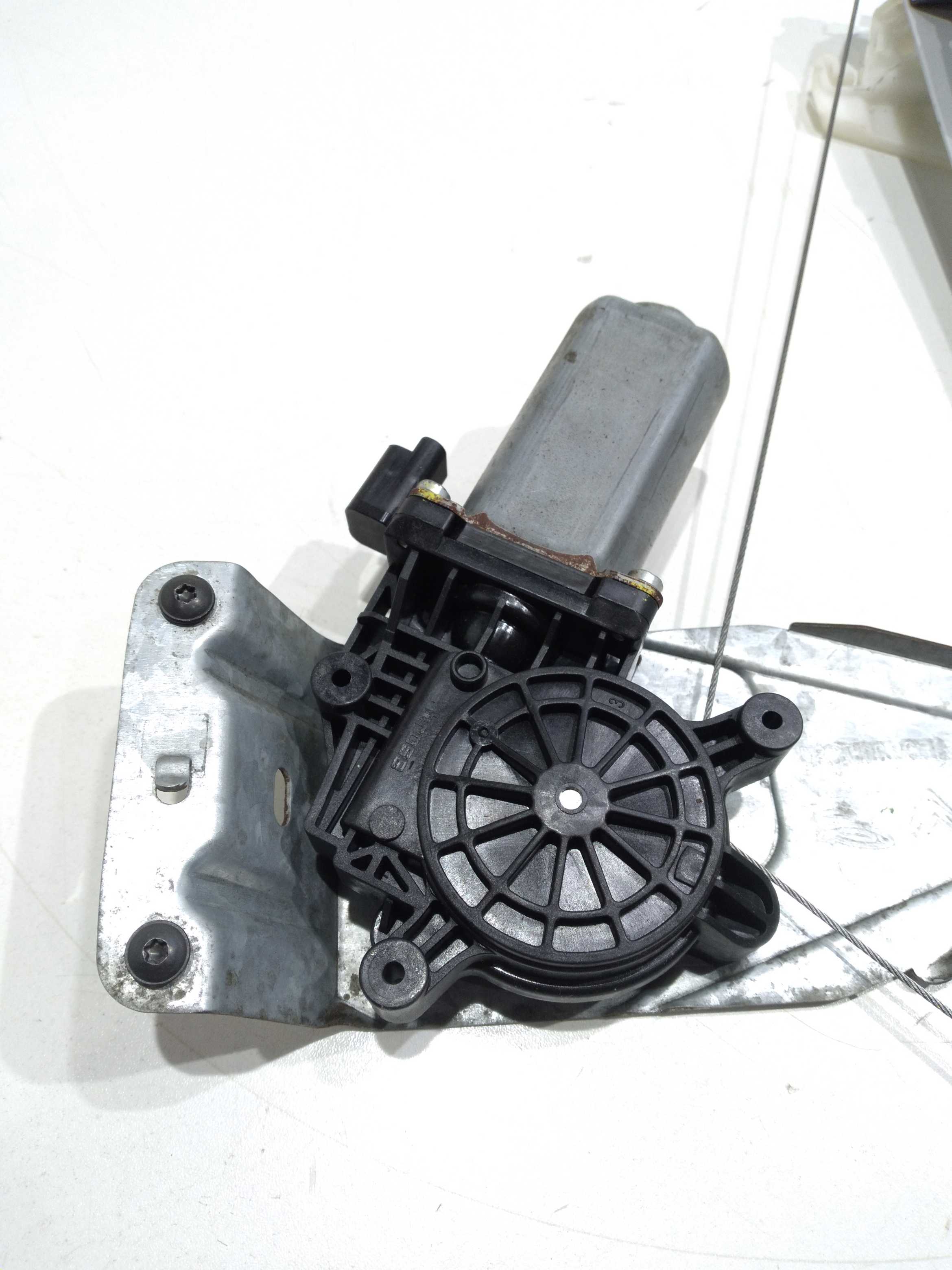 Máquina De Vidro Traseira Direita Citroën C3 1.4 8v 2011 5