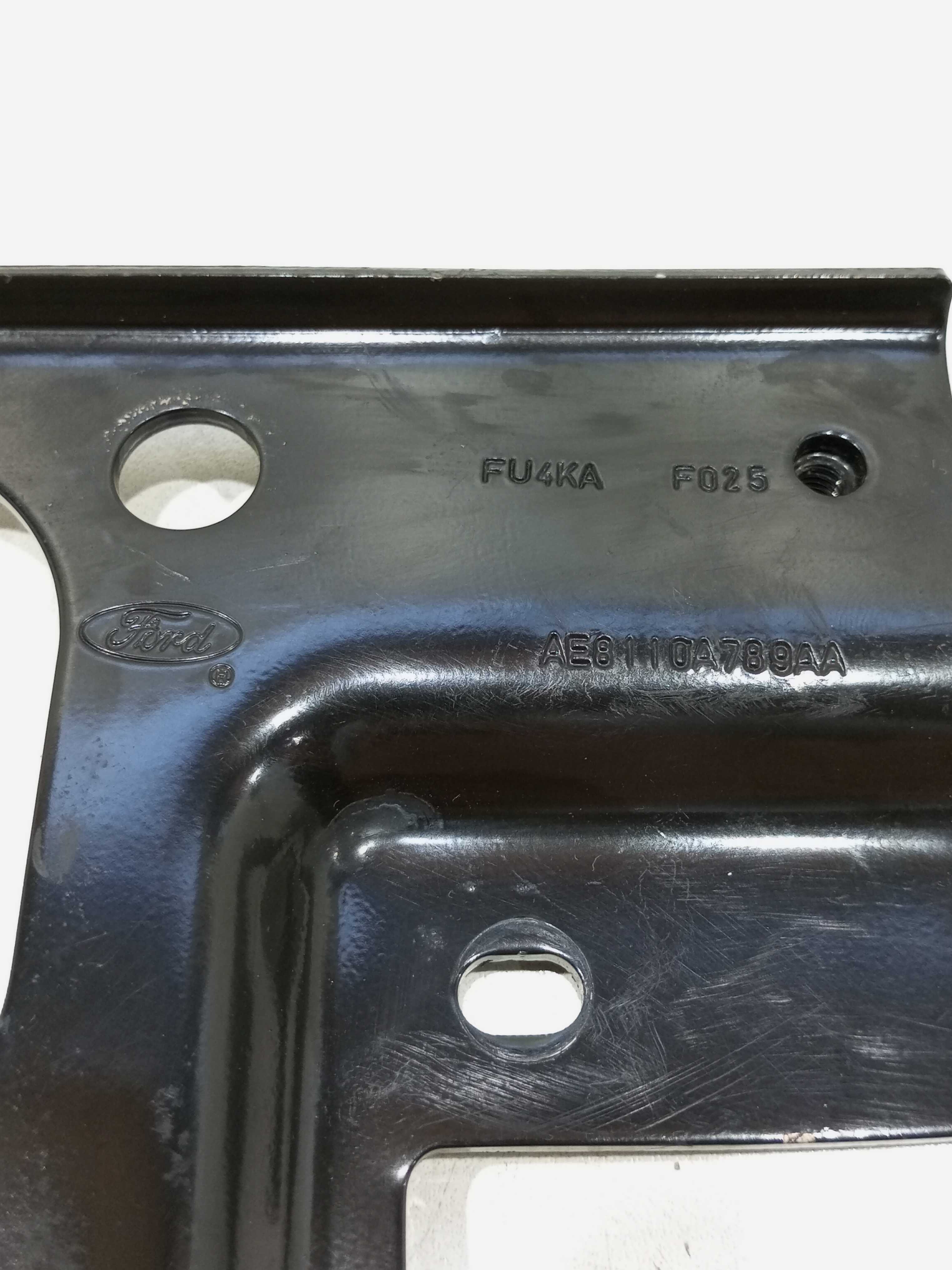 Suporte Caixa Bateria Ford Ka Se 1.0 2017 2