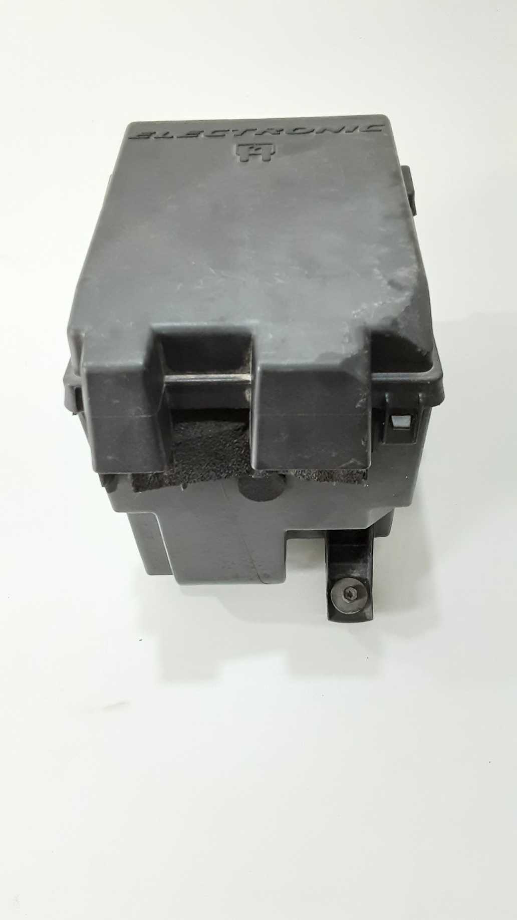 Caixa Da Caixa De Fusíveis Externa Citroen Picasso 2004 1