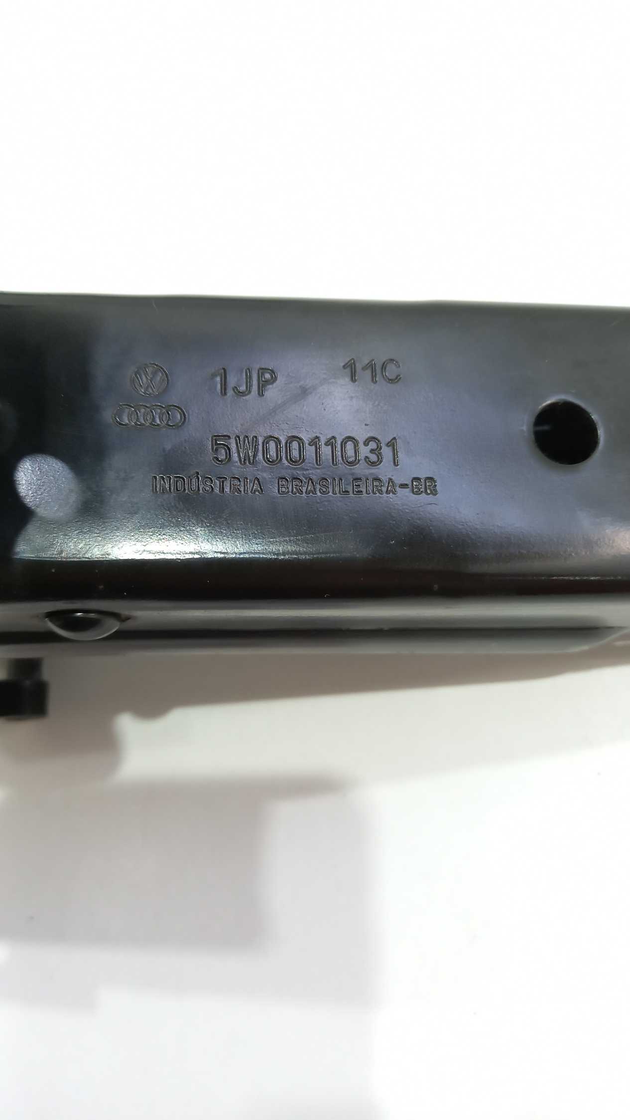 Suporte E Macaco Volkswagen Voyage 1.6 2012 Detalhe 5