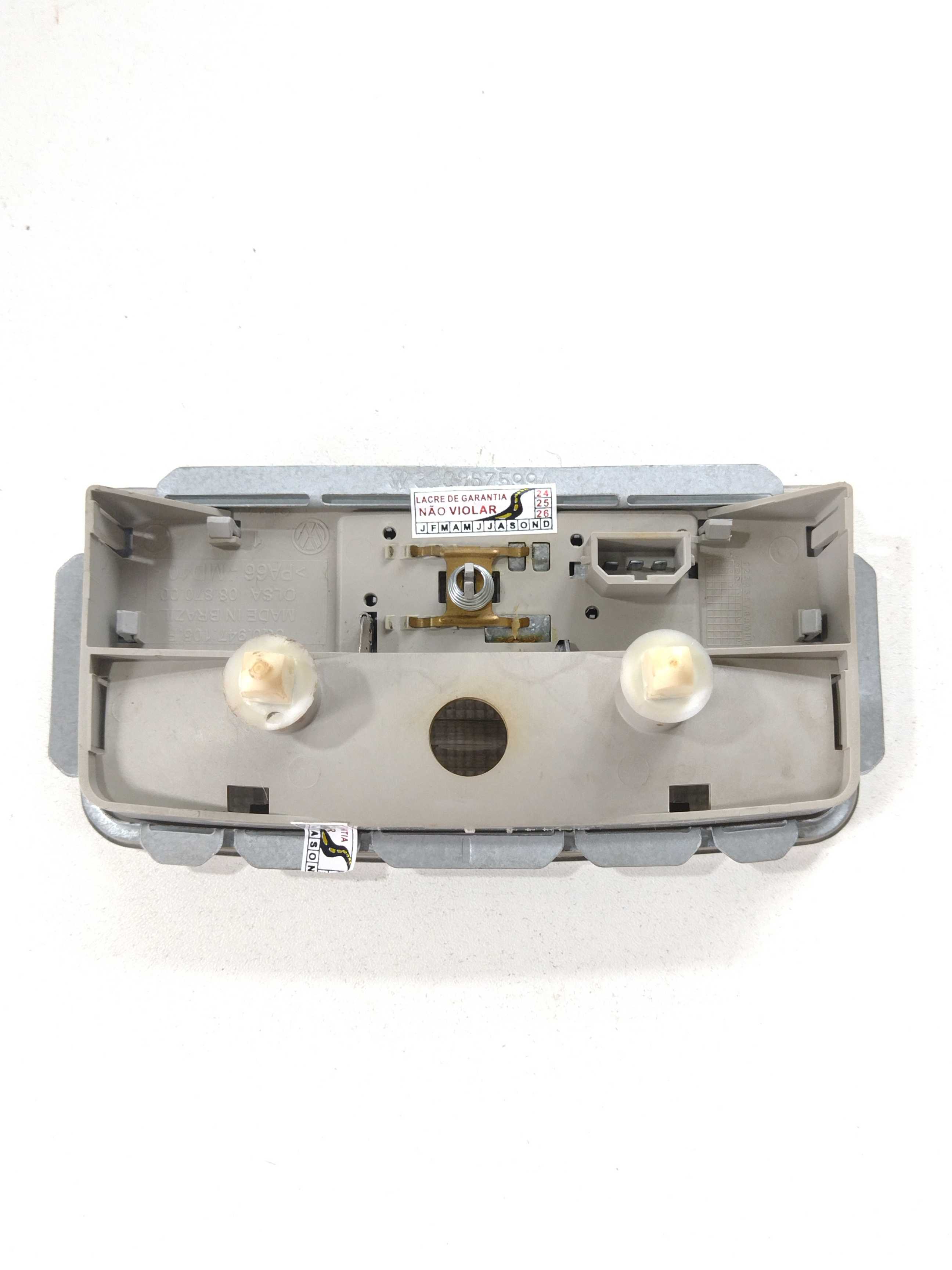 Luz De Teto Cortesia Voyage 2012 1.6 Original 6q0947105j 2