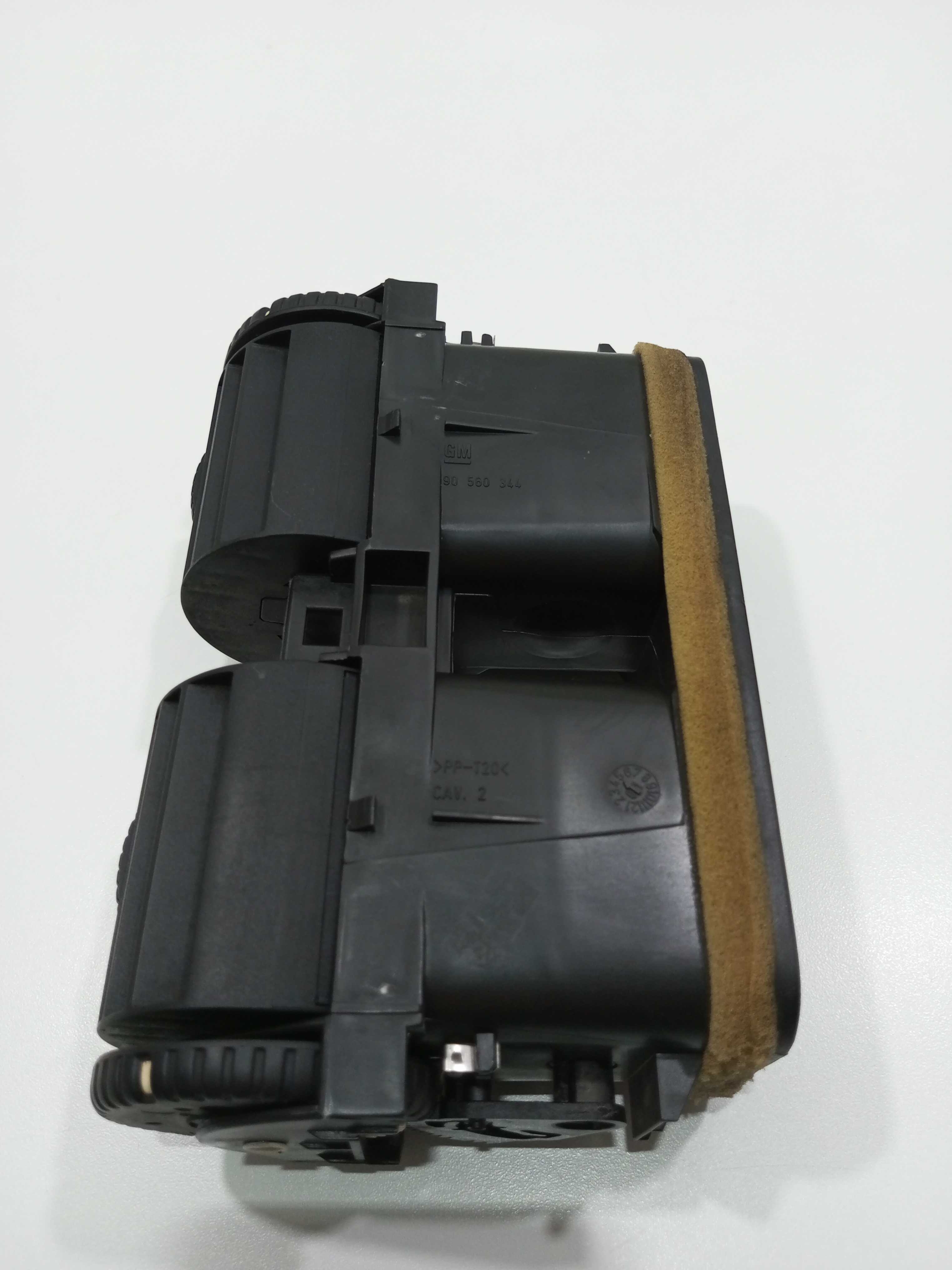 Difusor De Ar Condicionado Central Gm Astra 2.0 2001 4