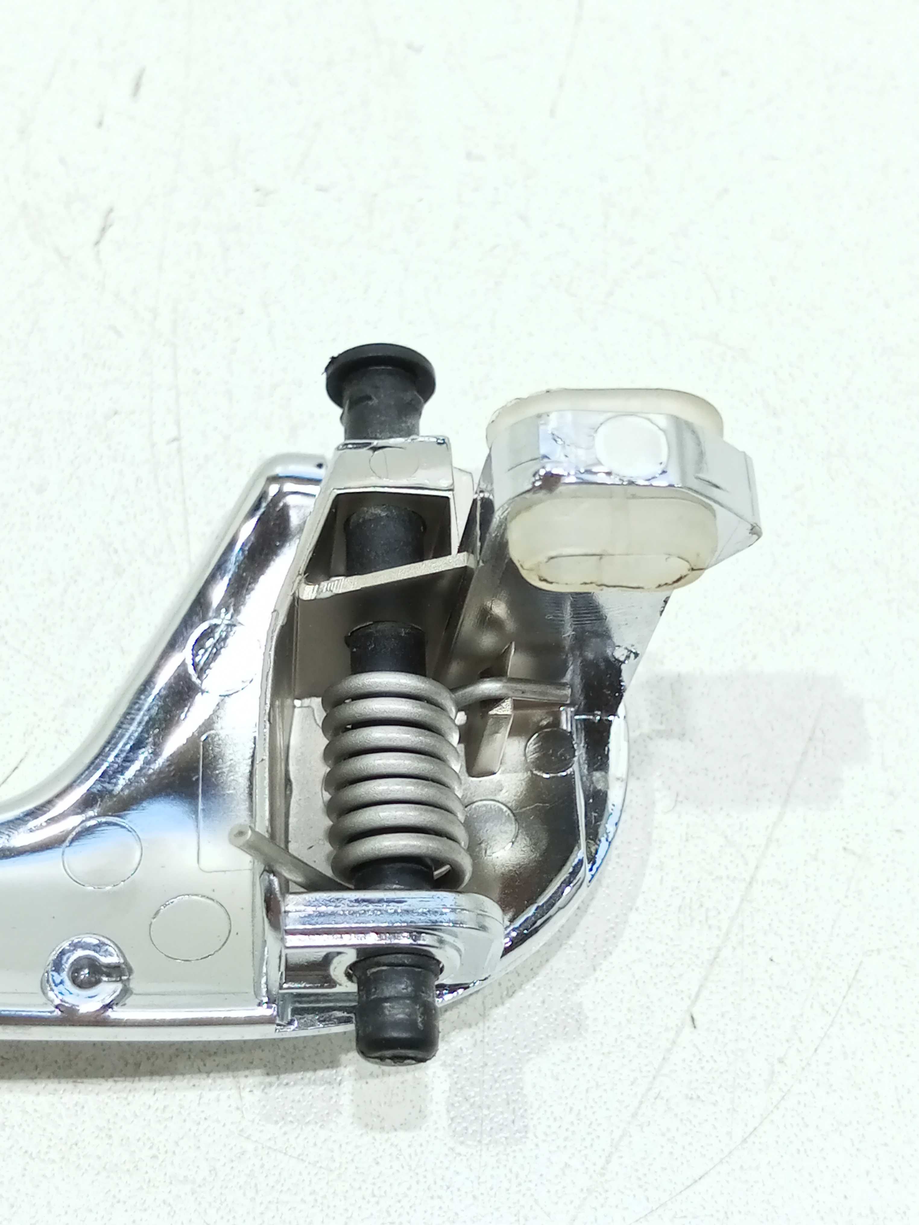 Maçaneta Interna Porta Dianteira Esquerda Sandero 2016 4