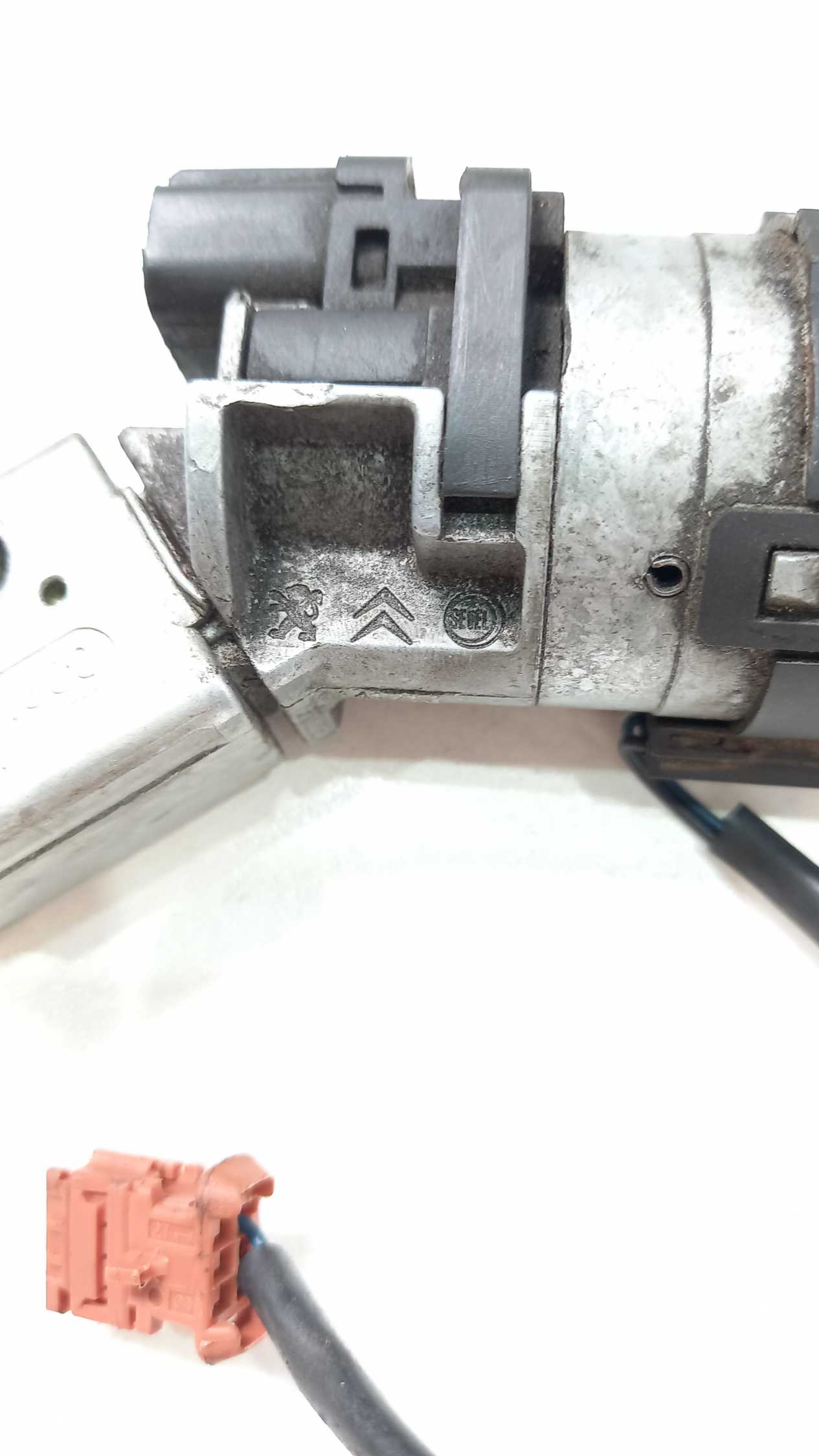 Comutador Da Ignição Com Chave Peugeot  308 408 3