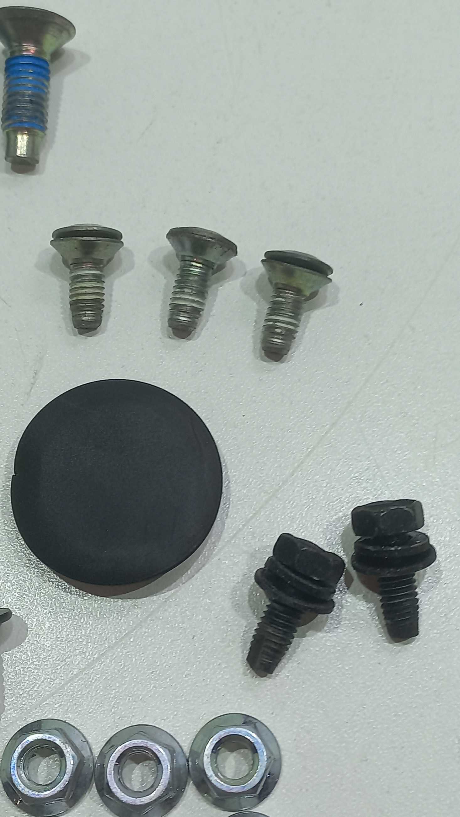 Conjunto Parafusos Porta Dianteira Direita Hb20s Sedan 2022 4