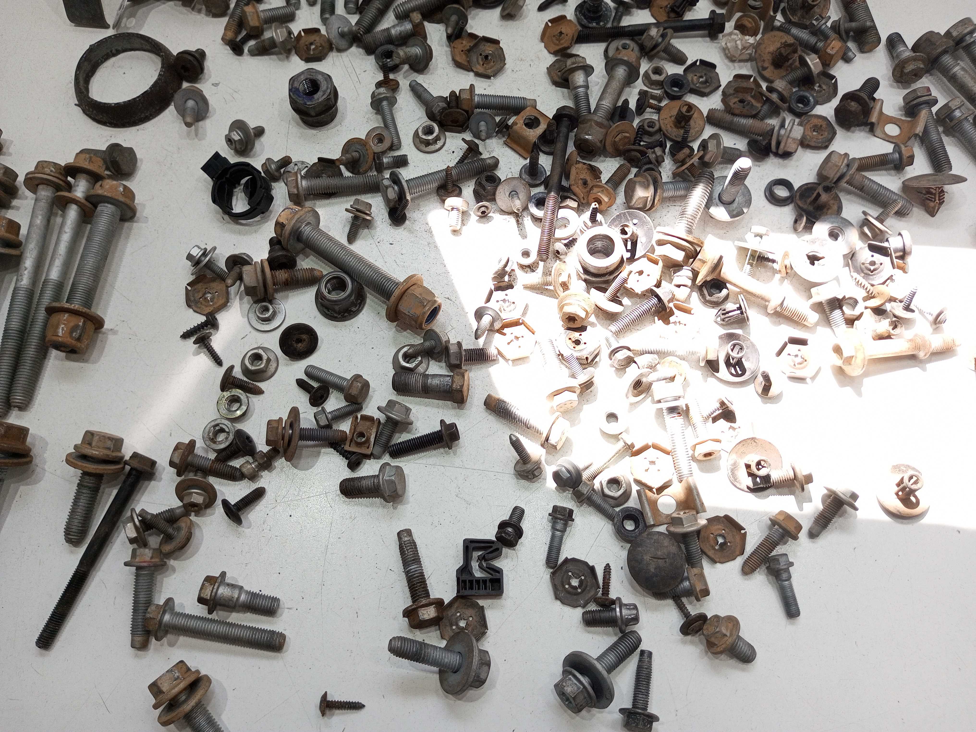 Parafusos Avusos Renault Duster 2014 Externos 5