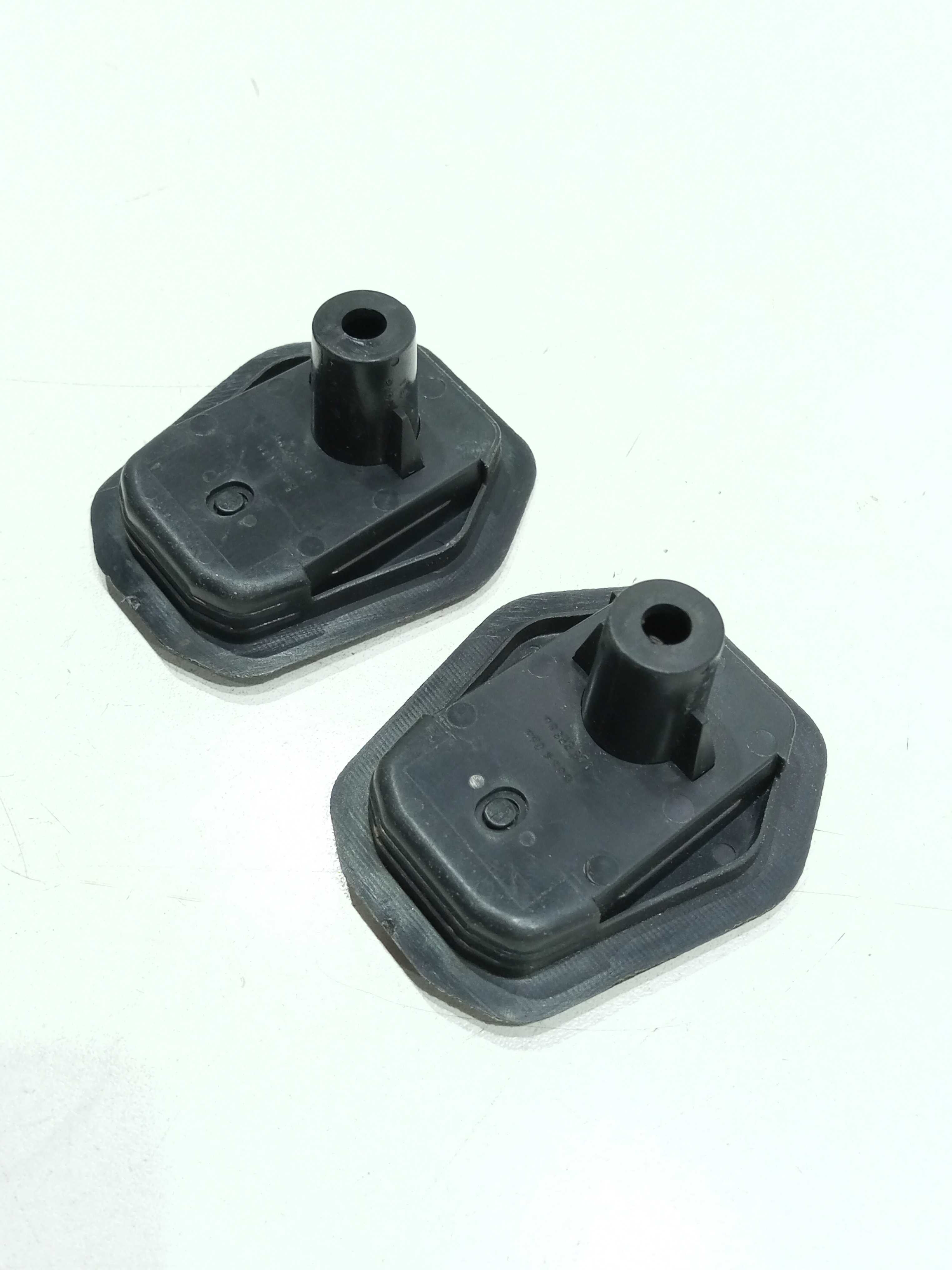 Trava Grampo Porta Malas Pajero Tr4 2007 3