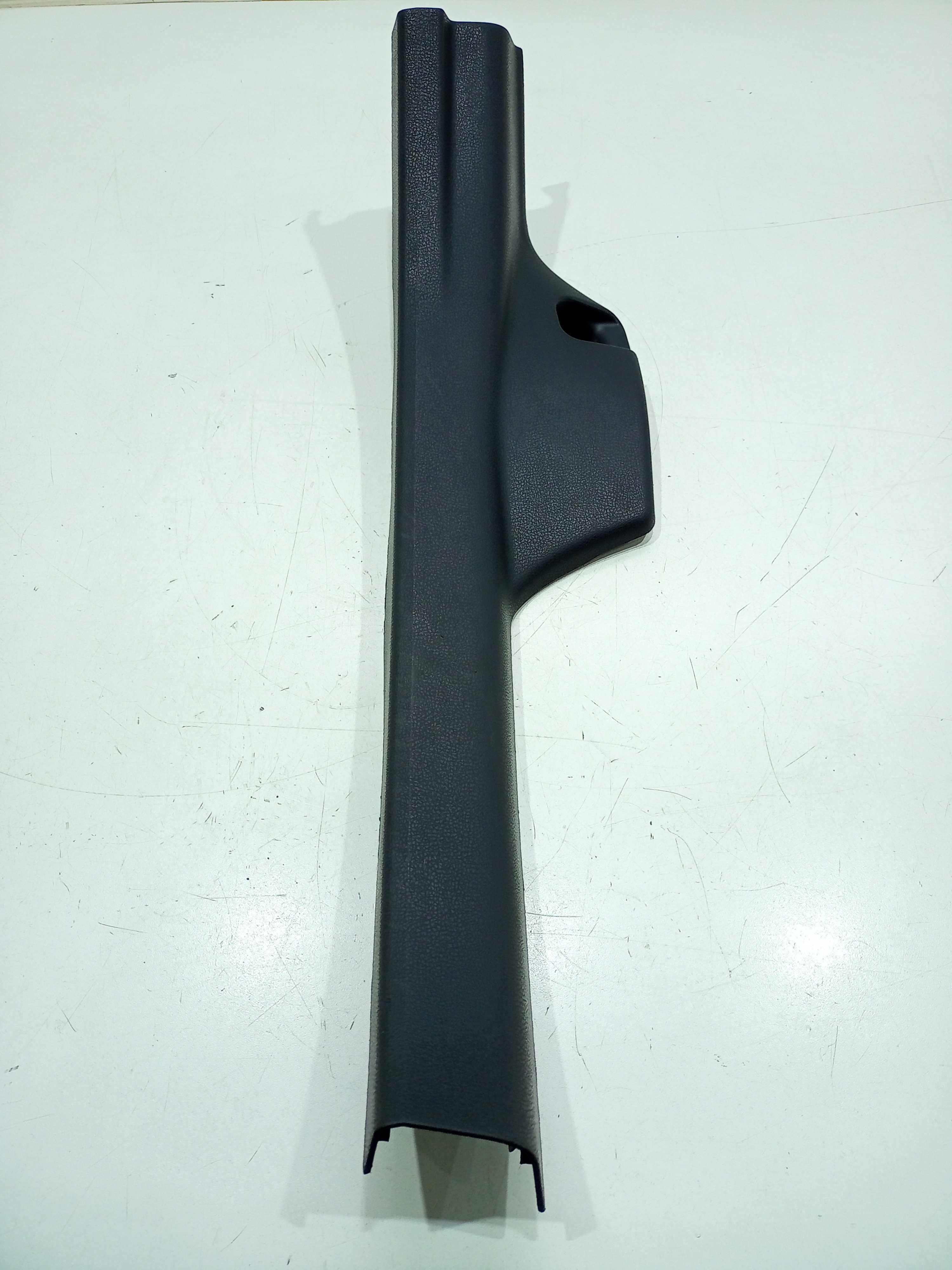 Soleira Traseira Direita Nissan Versa 1.6 2012 1