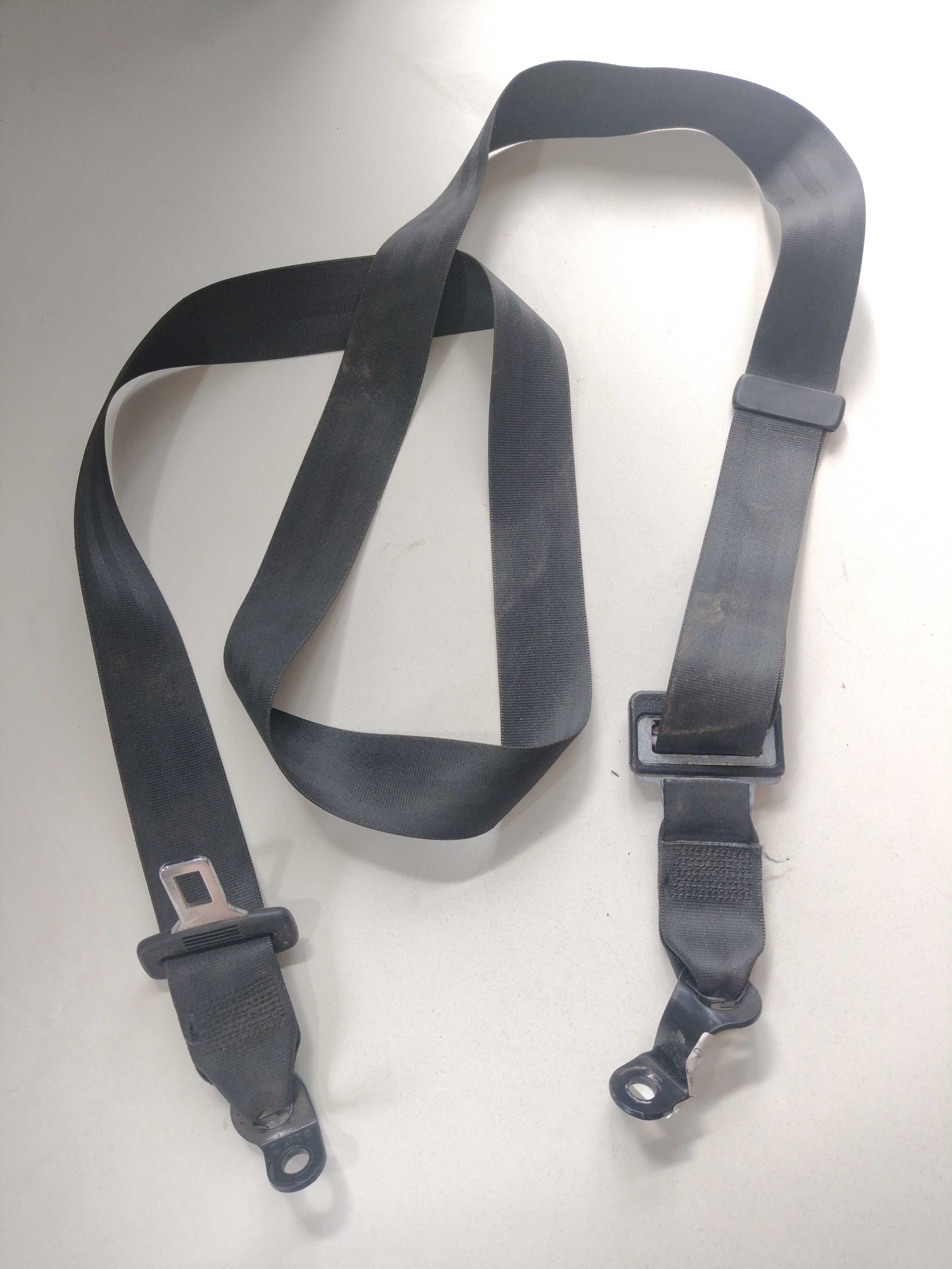 Cinto segurança traseiro direito Voyage 2012 1