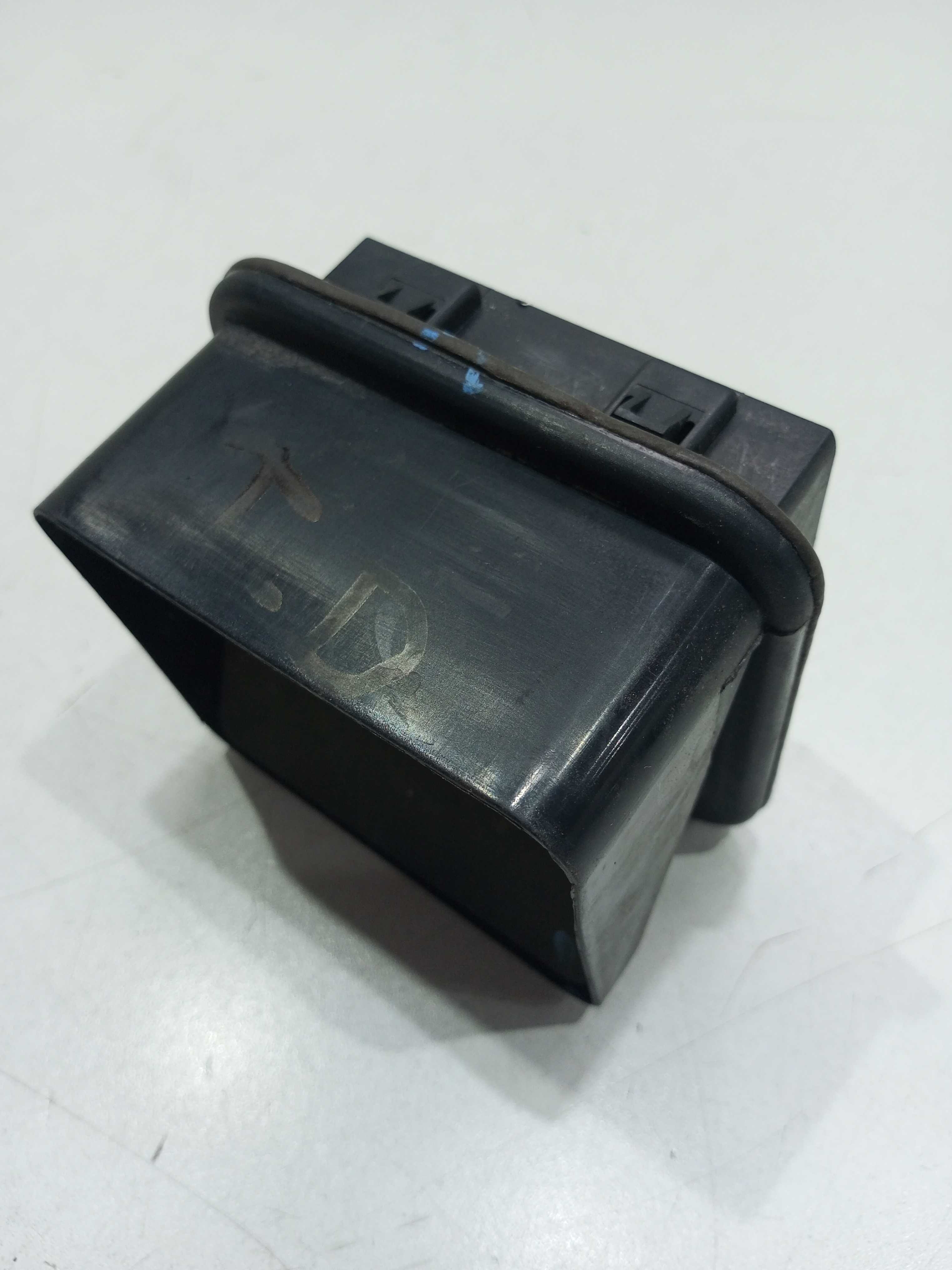 Difusor De Ar Carroceria Traseiro Fiat Siena 2011 5