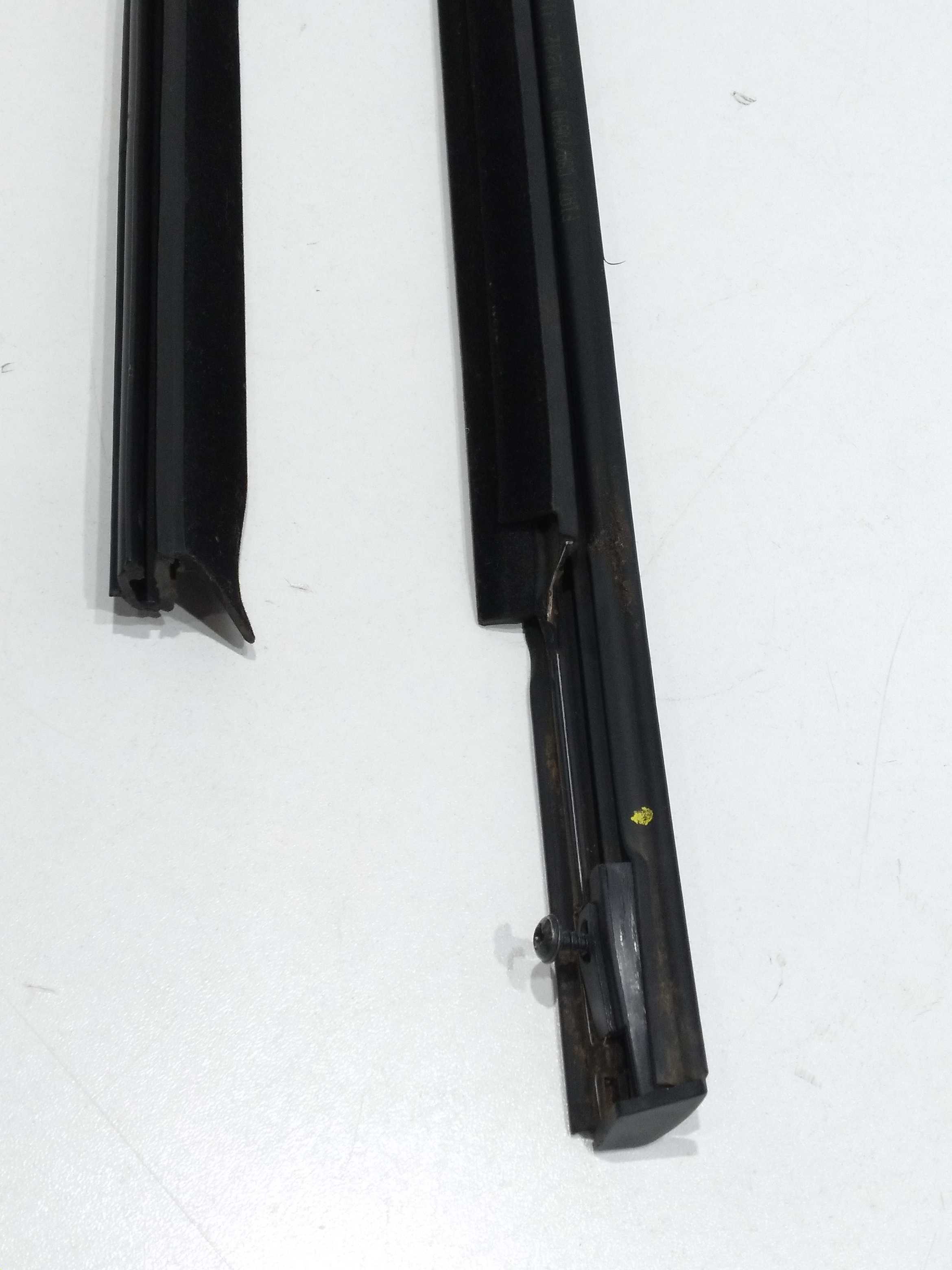 Par Pestanas Porta Dianteira Esquerda Grand Siena 1.6 2013 2