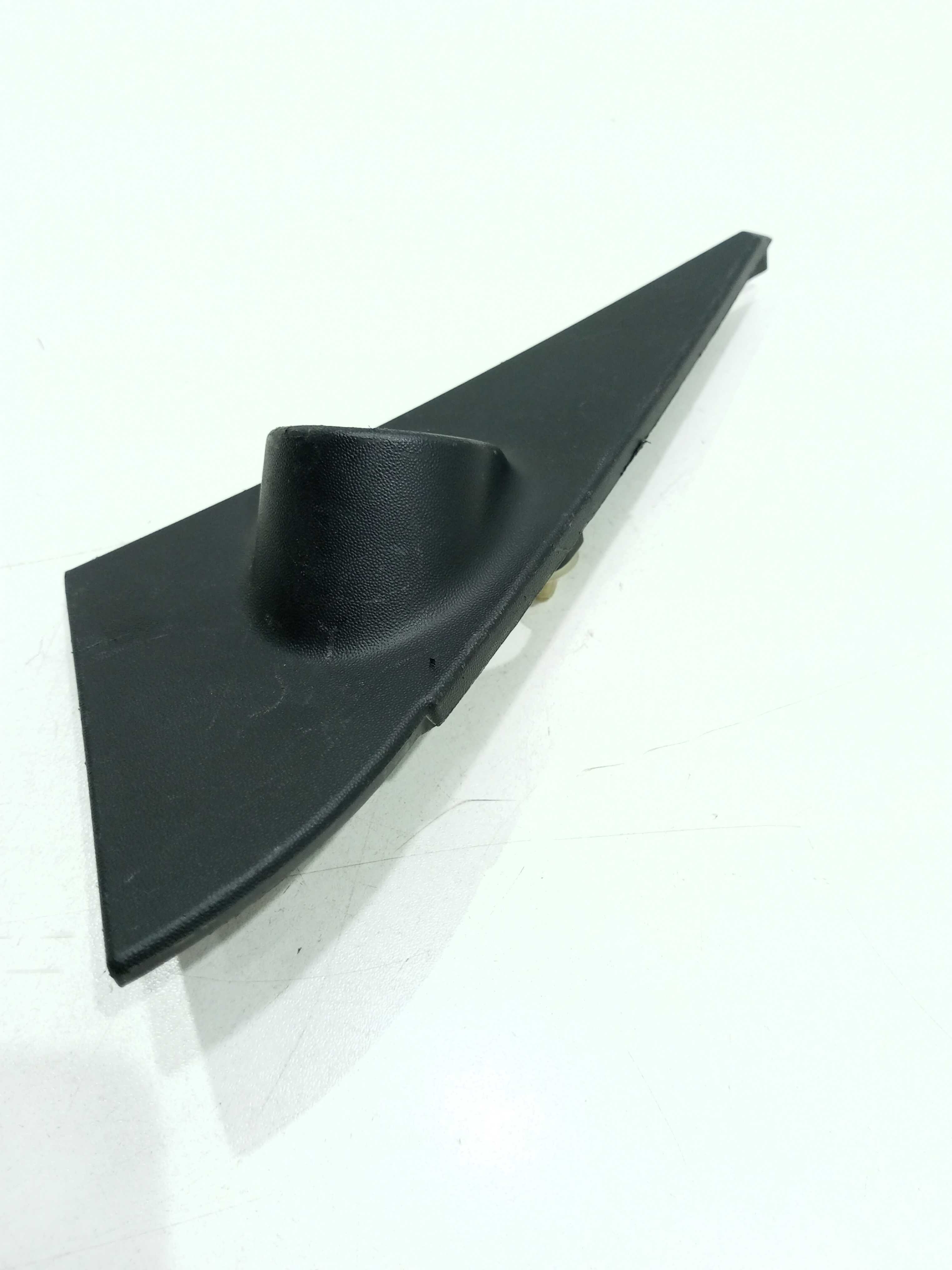 Moldura Interna Retrovisor Lado Esquerdo Pajero Tr4 2007 2