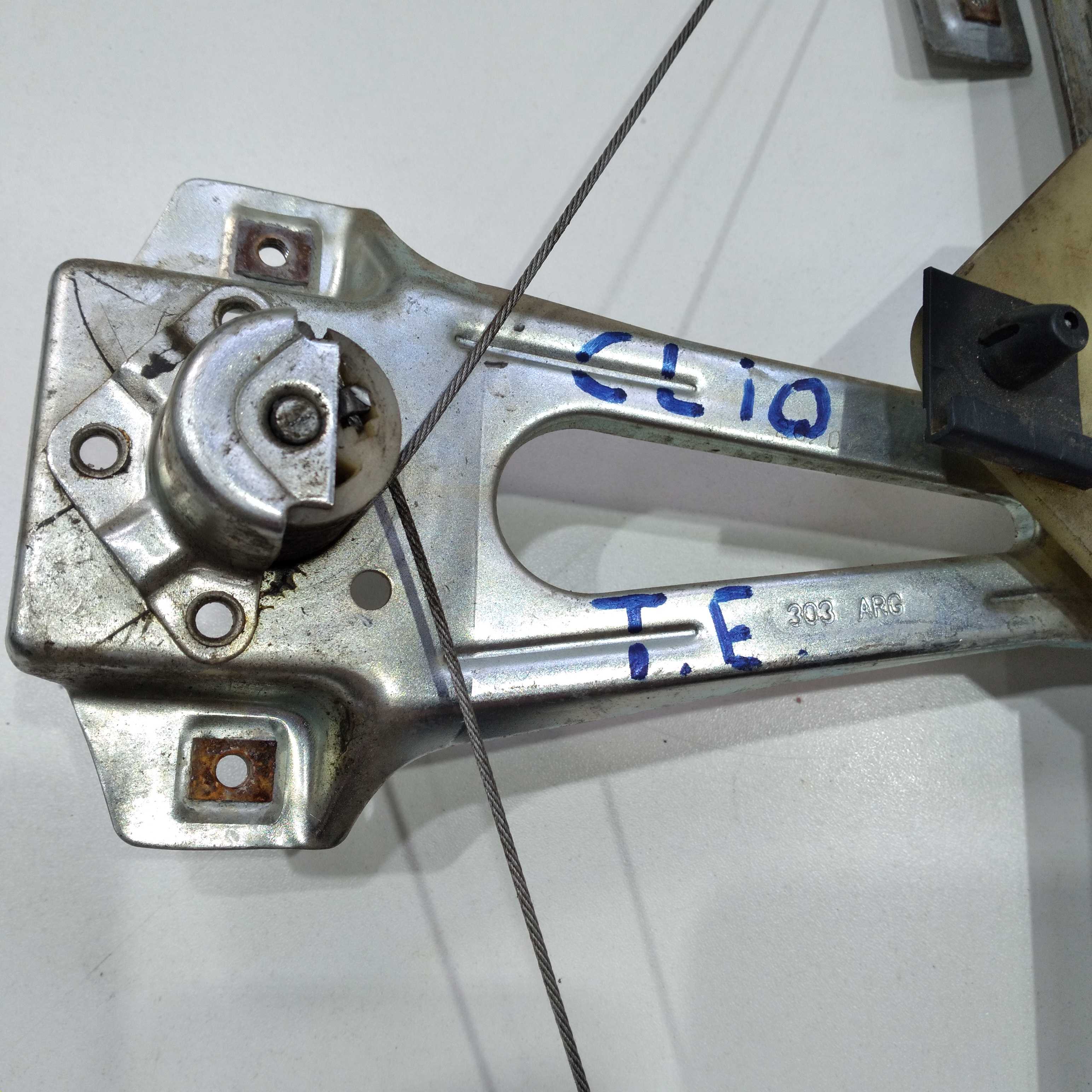 Maquina De Vidro Treseiro Esquerdo Clio 3