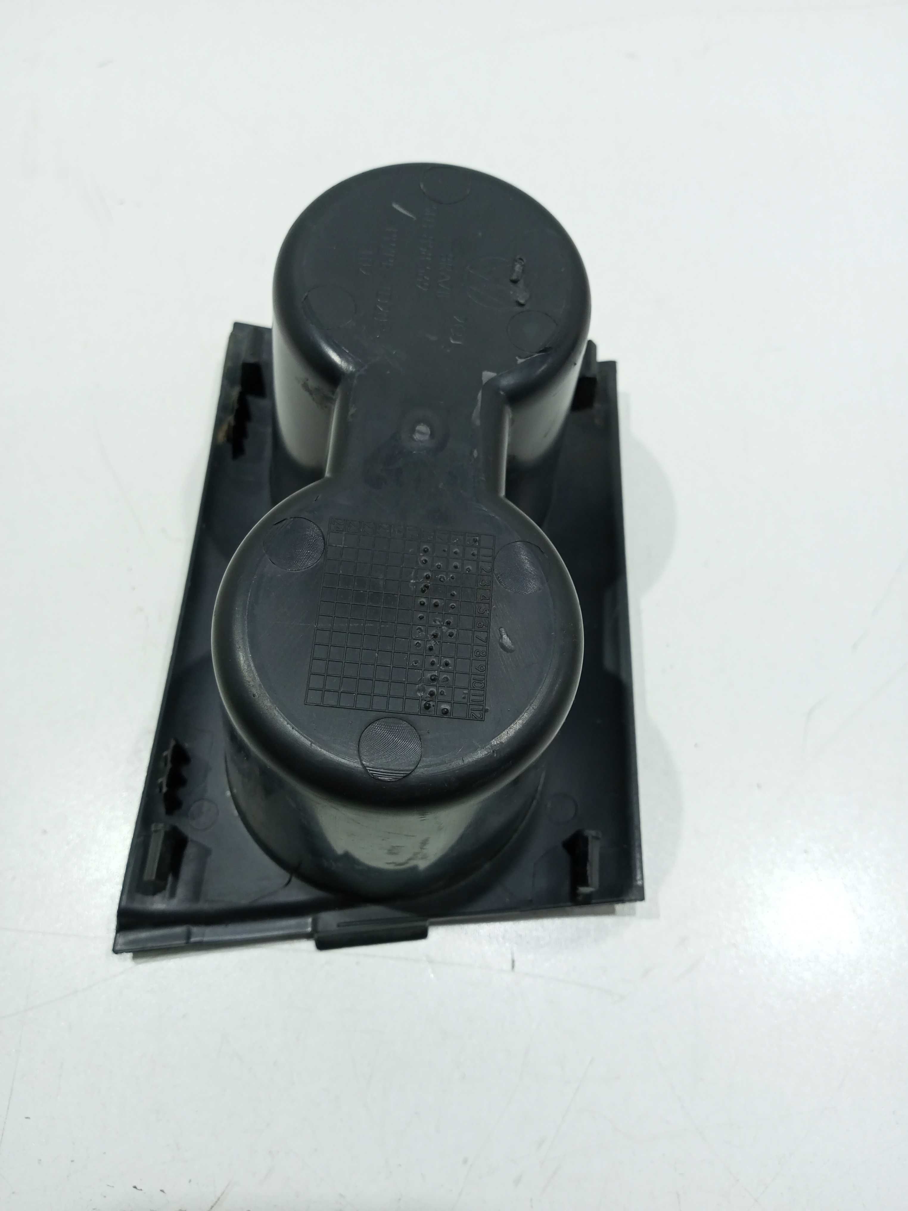 Porta Copos Console Central Volkswagen Voyage 1.6 G8 2019 4