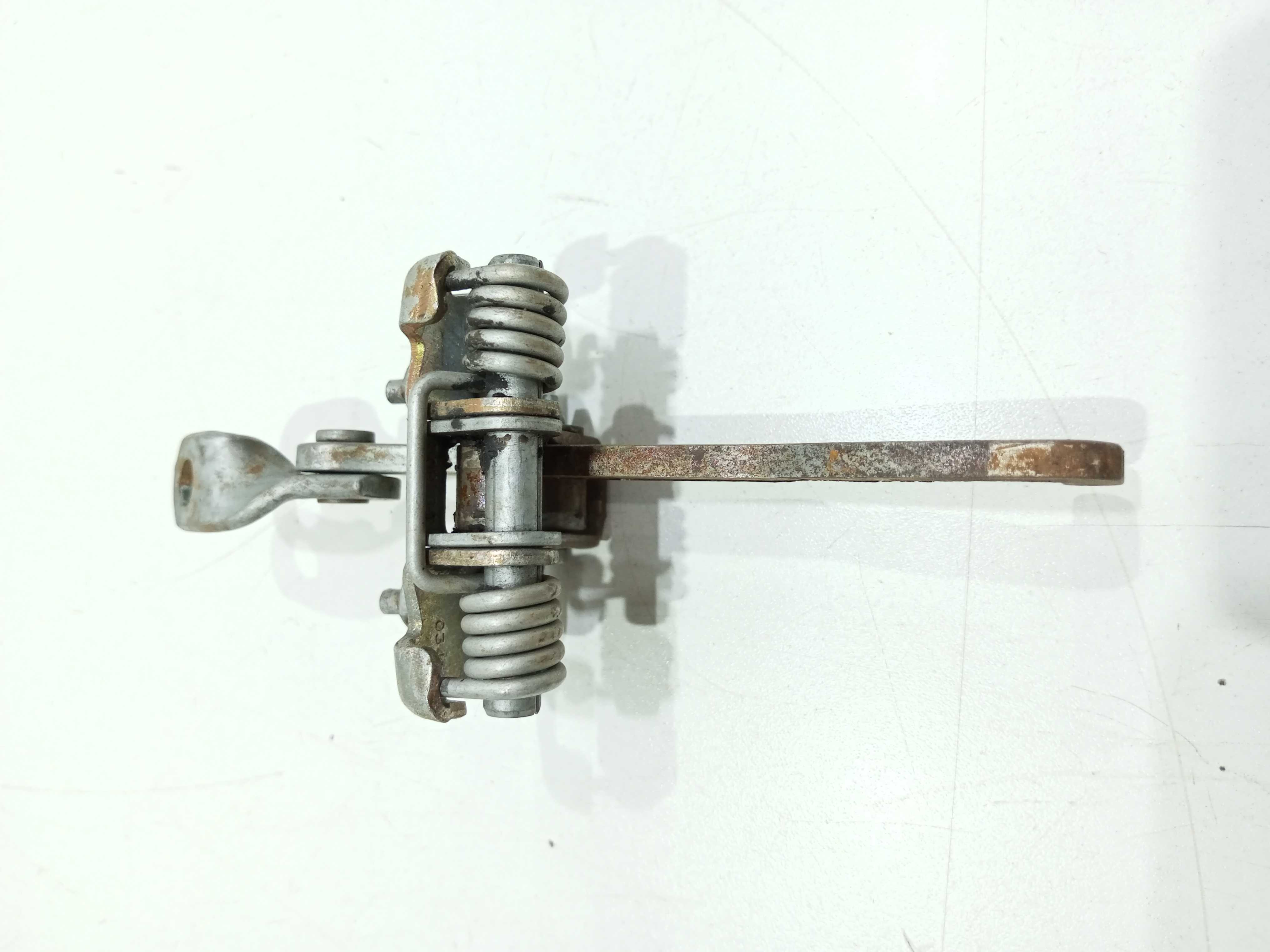 Limitador Porta Traseira Direita Peugeot 307 2.0 2004 3