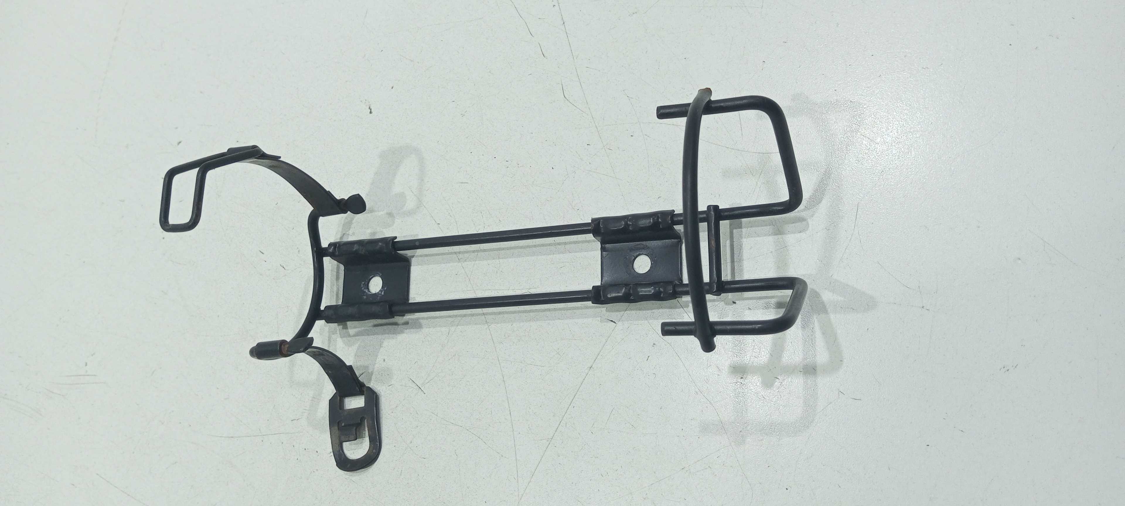 Suporte Extintor Toyota Etios Hatch 2016 3