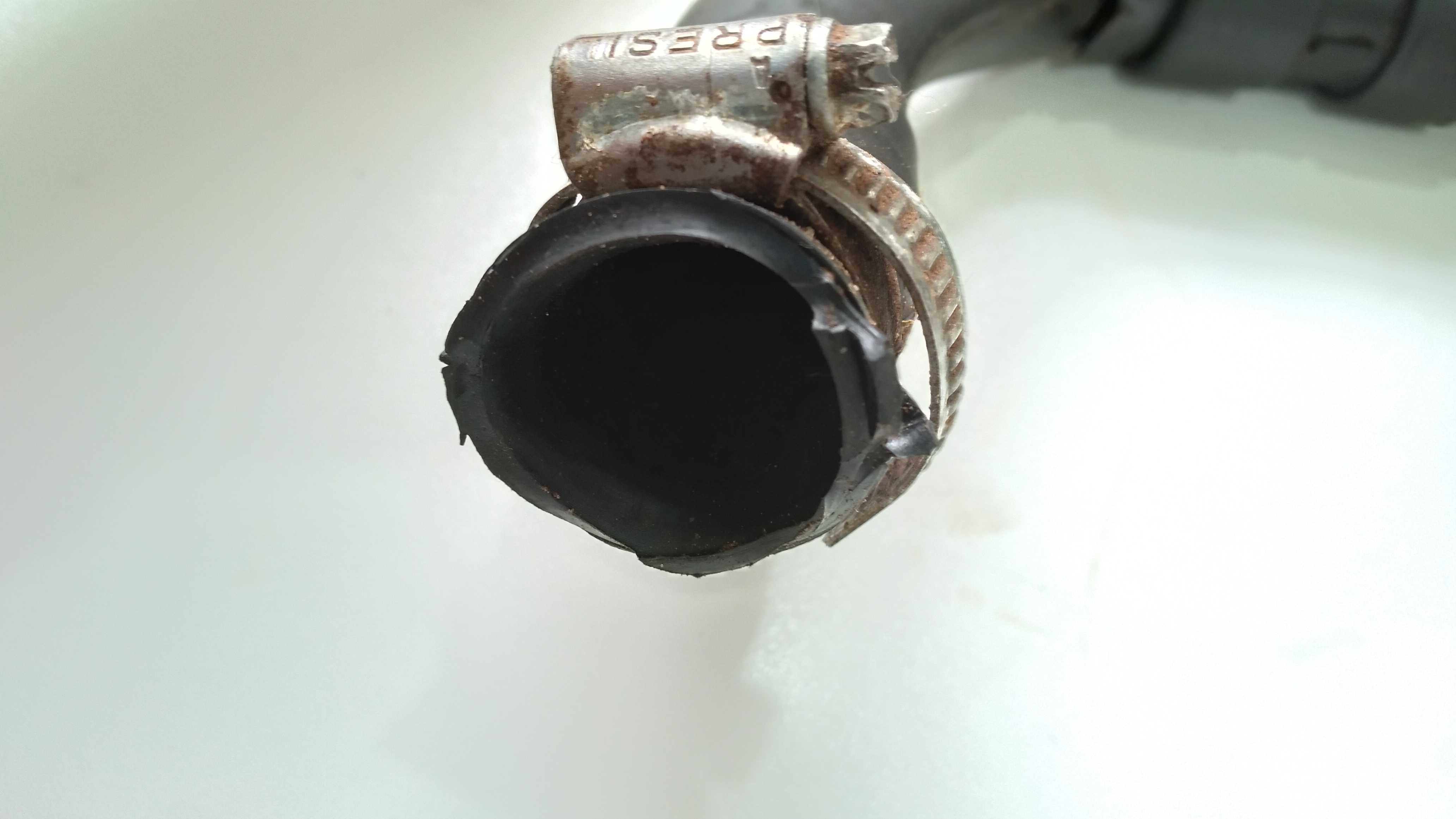 Mangueira Do Suspiro Cabeçote Fiat Strada 1.3 8v  2003 3