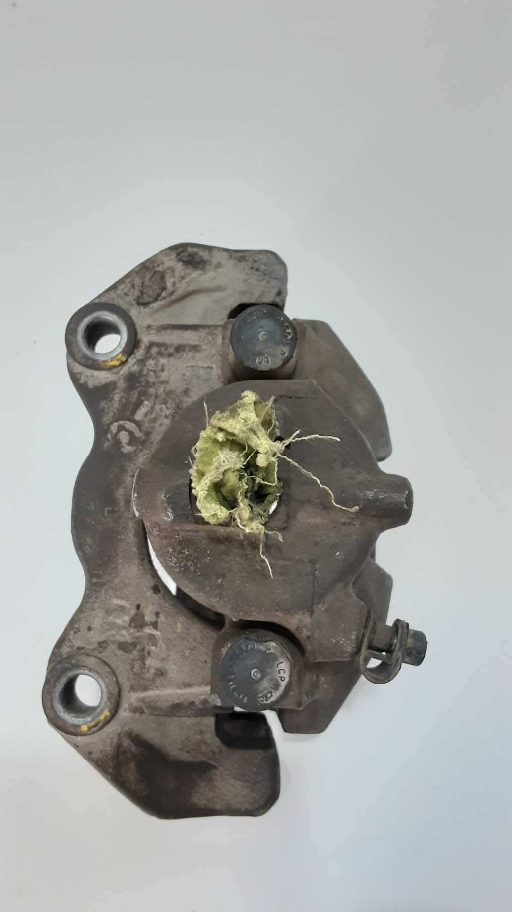 Pinça Dianteiro Esquerda Chevrolet Vectra 2.0  2011 1