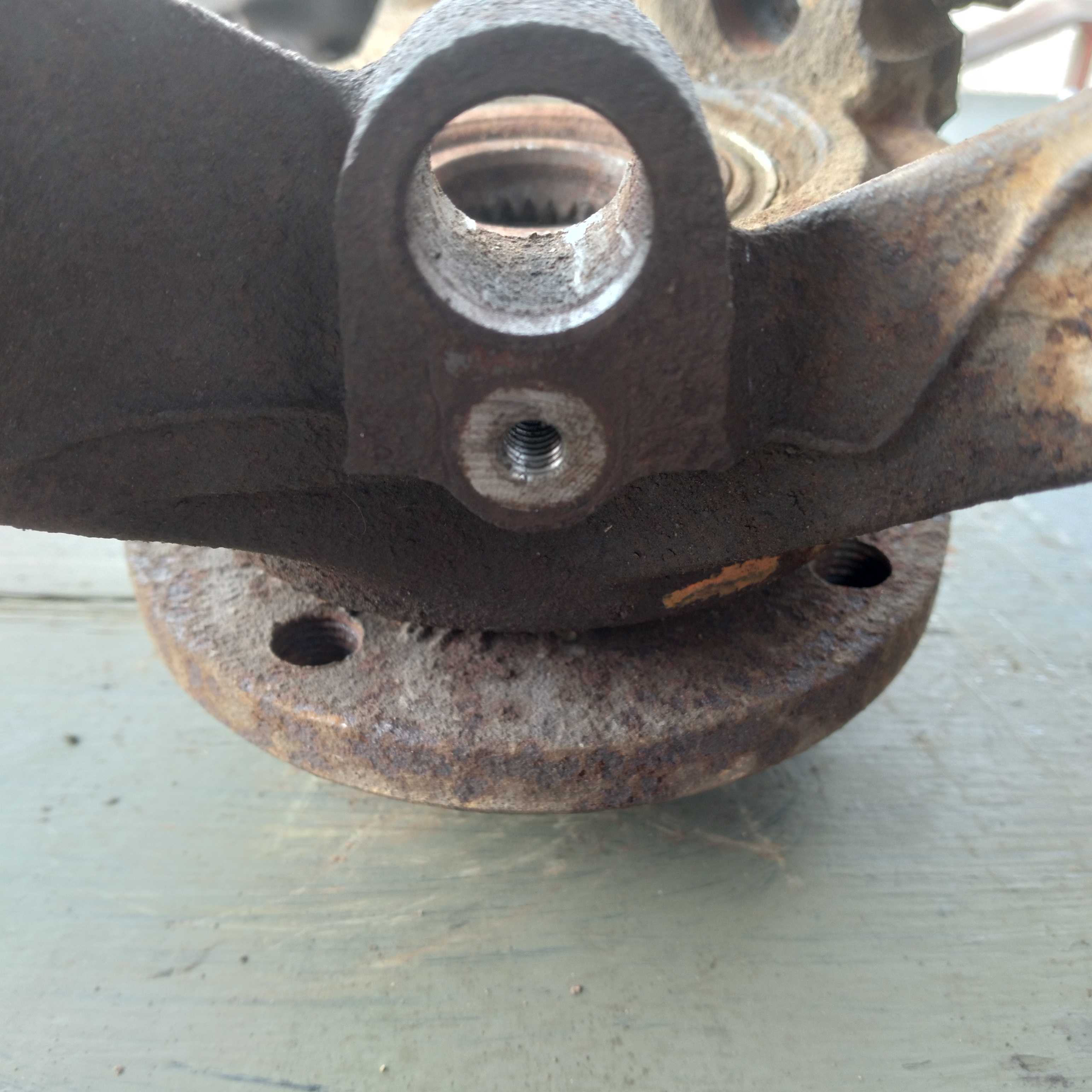 Montante dianteiro esquerdo megane 1.6 2002 com abs 1