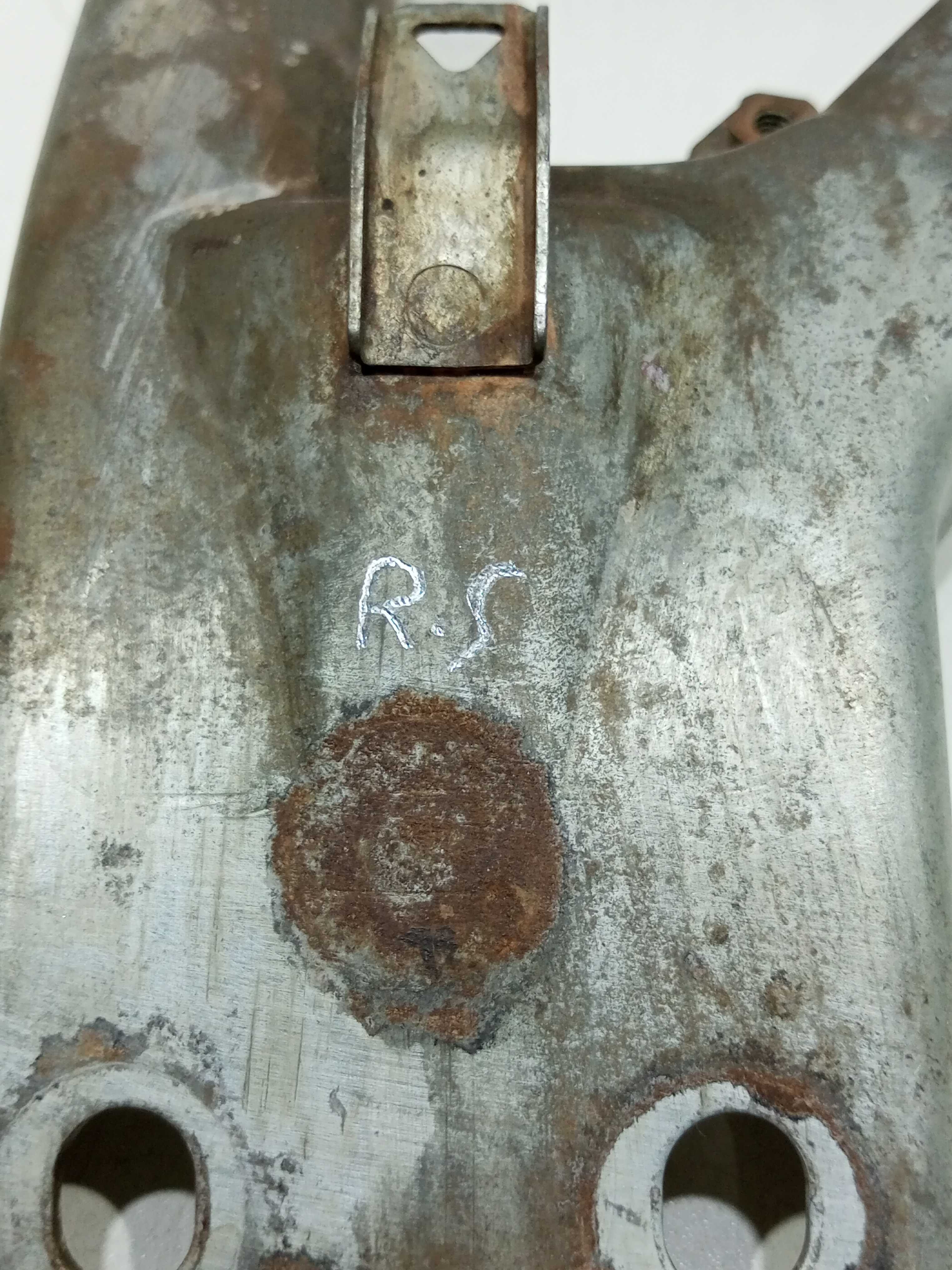 Suporte Do Coletor De Admissão Pajero Tr4 2007 2