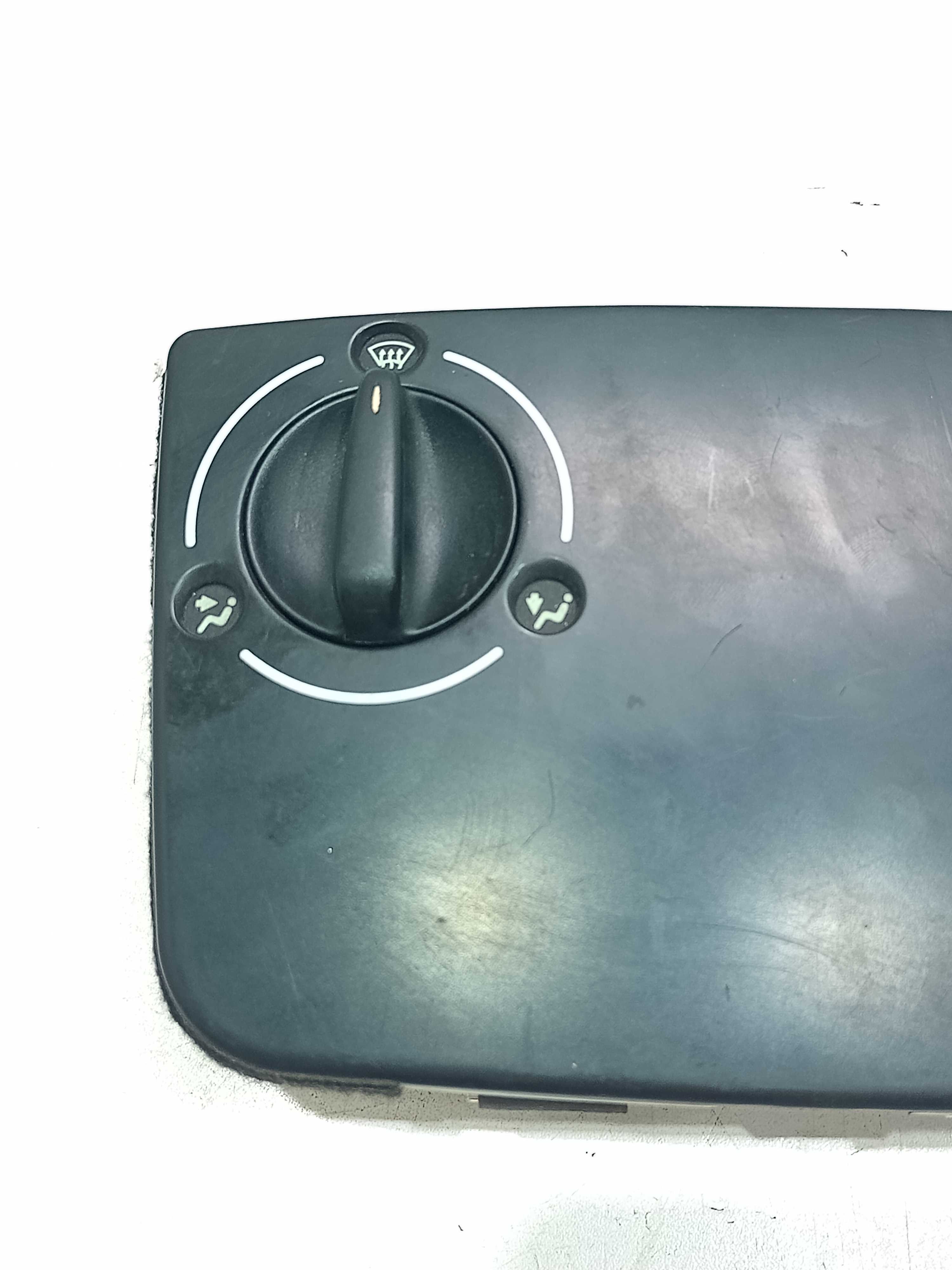 Comando Painel Ar Condicionado Ford Fiesta 2000 2