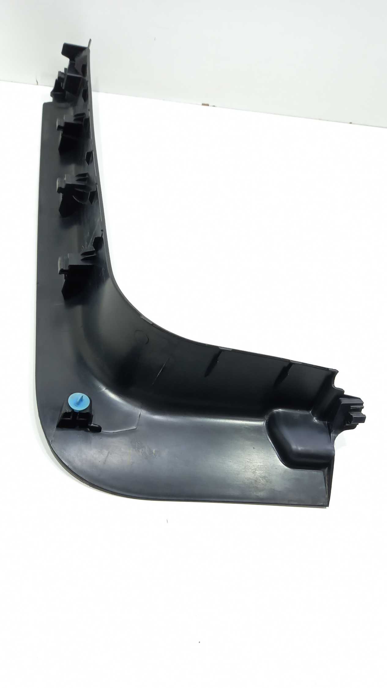 Soleira Da Porta Dianteira Direita Peugeot 2008 2018 5