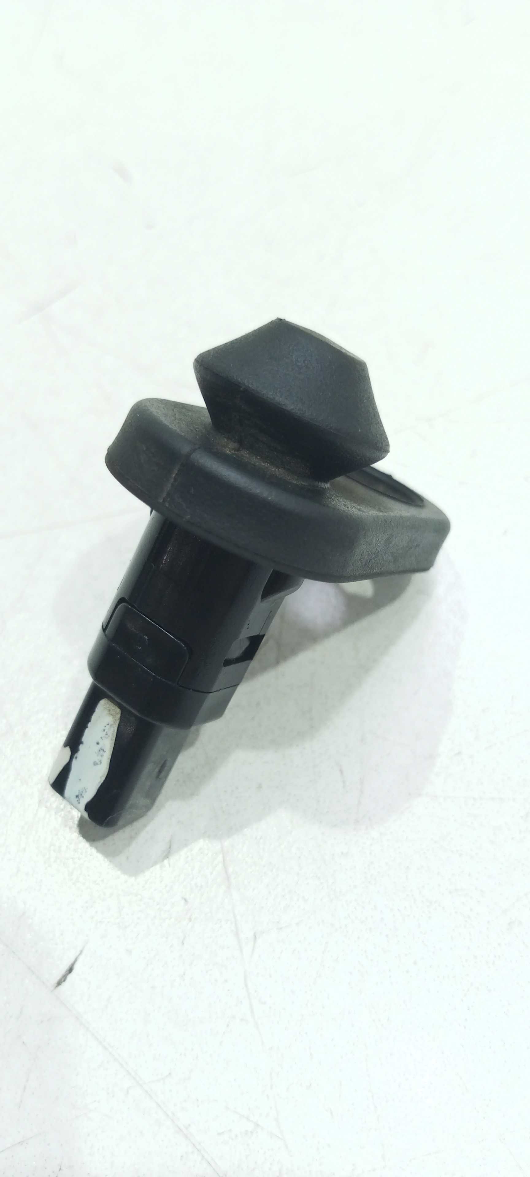 Interruptor De Porta Toyota Etios 1.3 X Hatch 2016 4