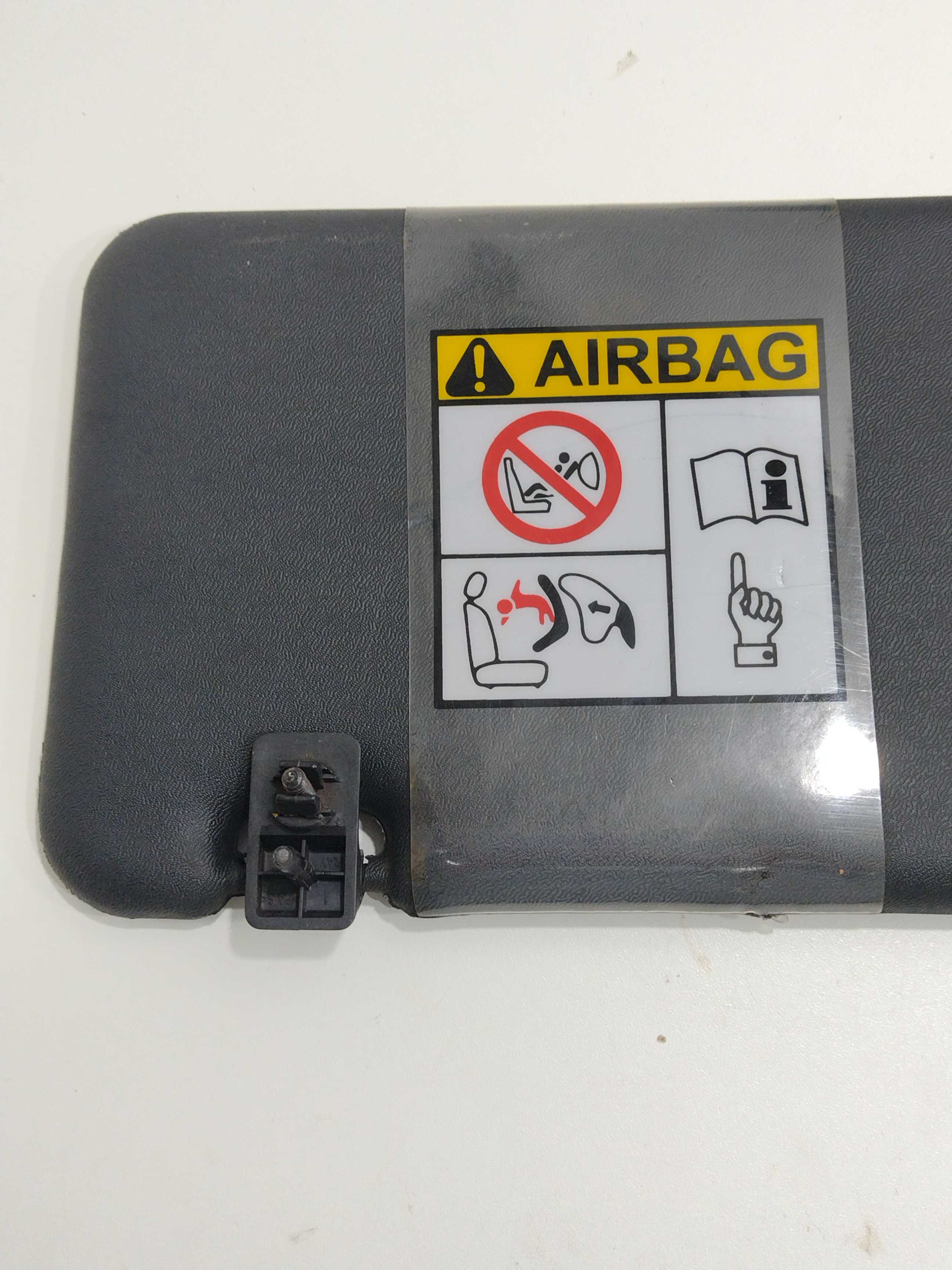 Quebra Sol Esquerdo Fiat Strada Hard Work 1.4 Evo 2018 4