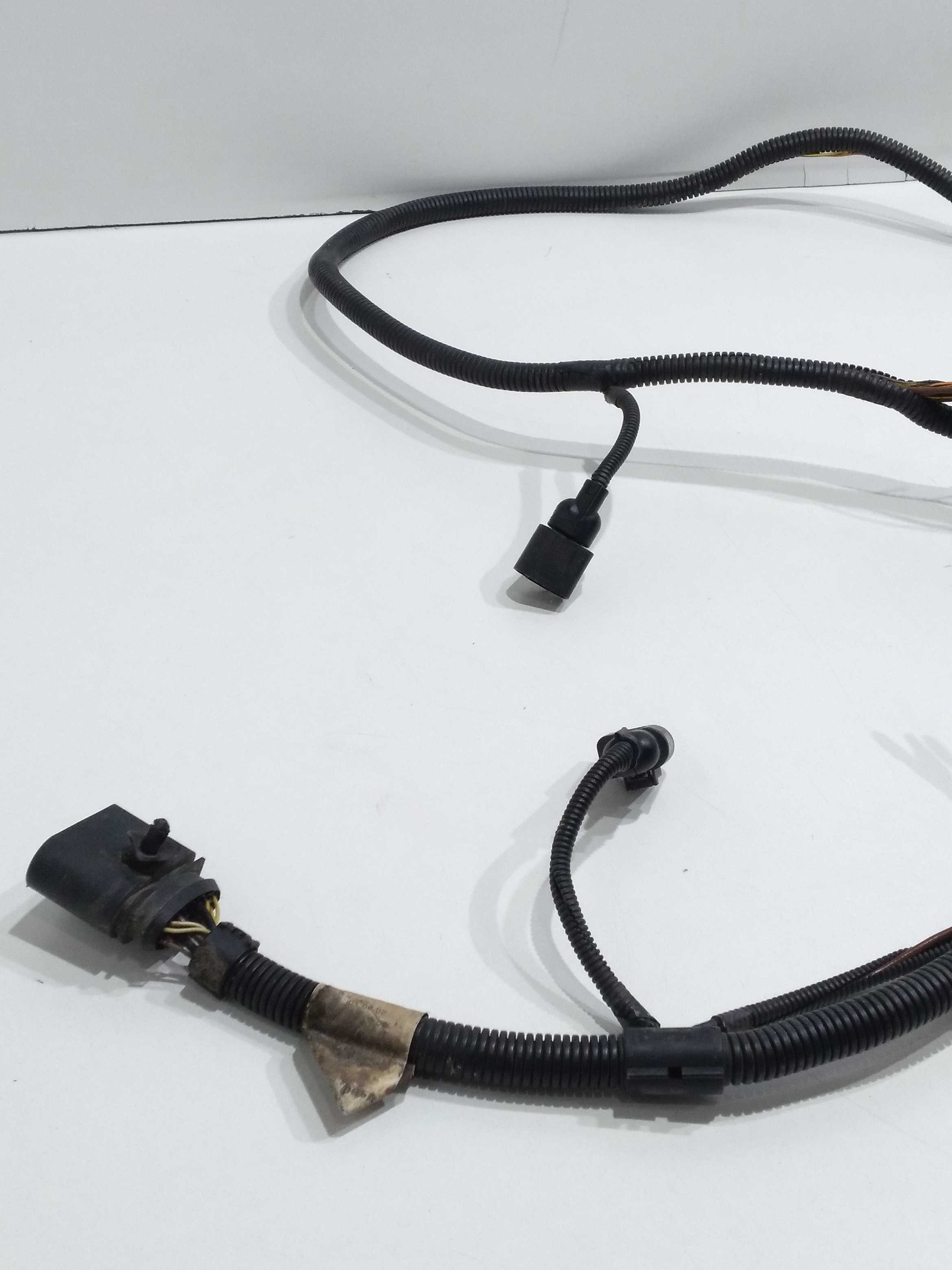 Chicote Parachoque Dianteiro Vw Touareg 4.2 V8 2005 Detalhe 2