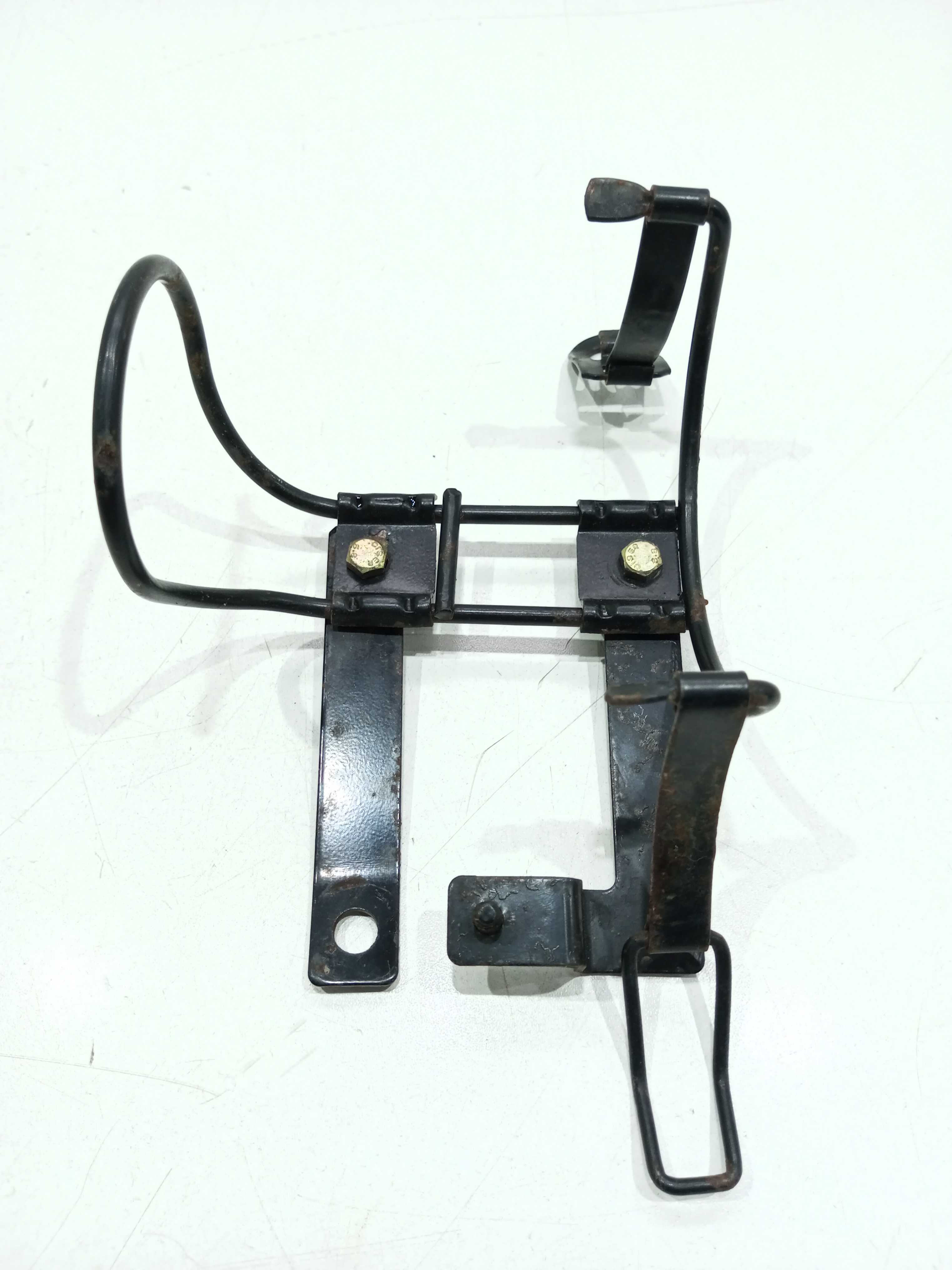 Suporte Extintor Pajero Tr4 2007 3