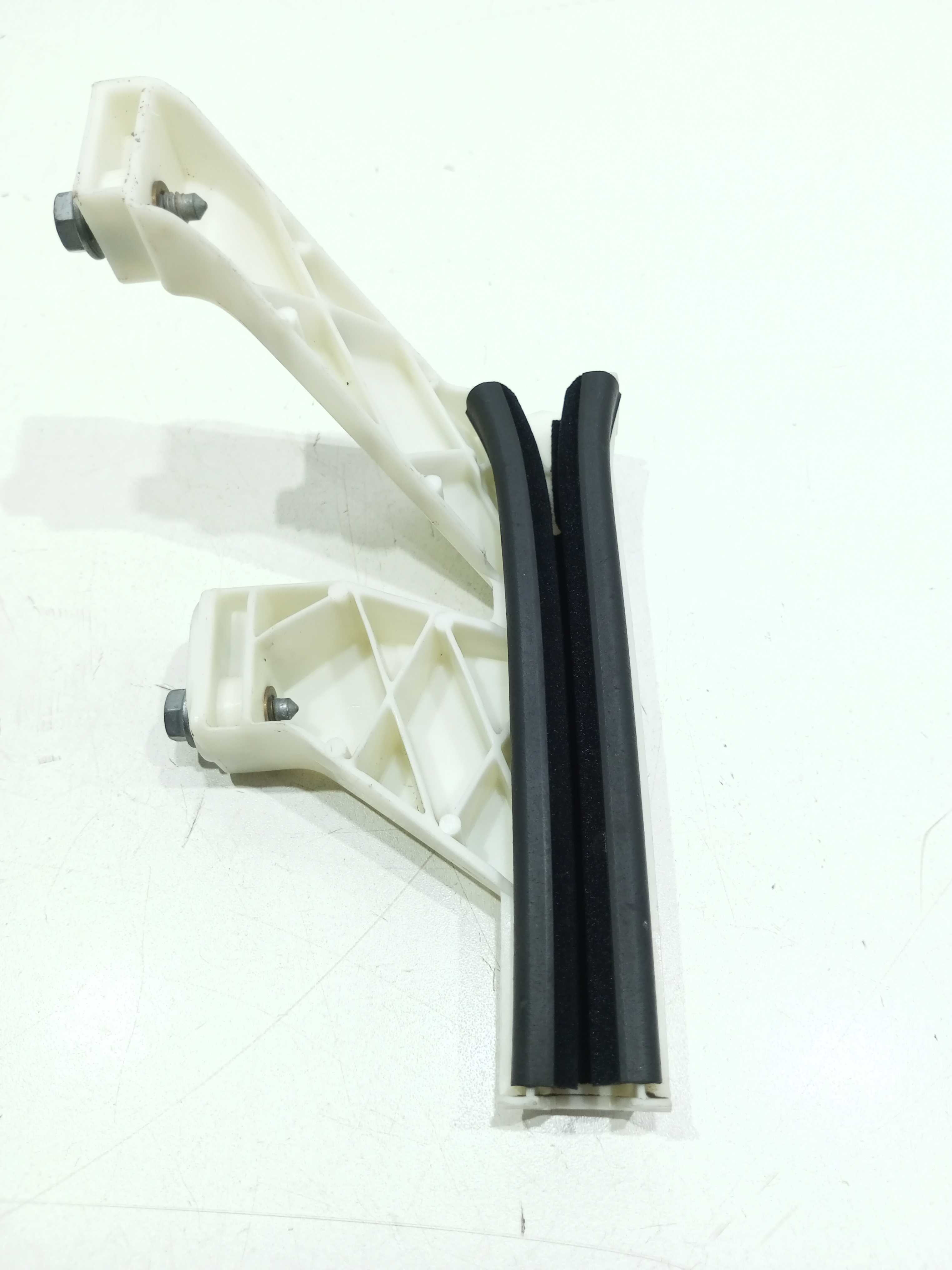 Guia Do Vidro Porta Dianteira Esquerda Peugeot 308 2013