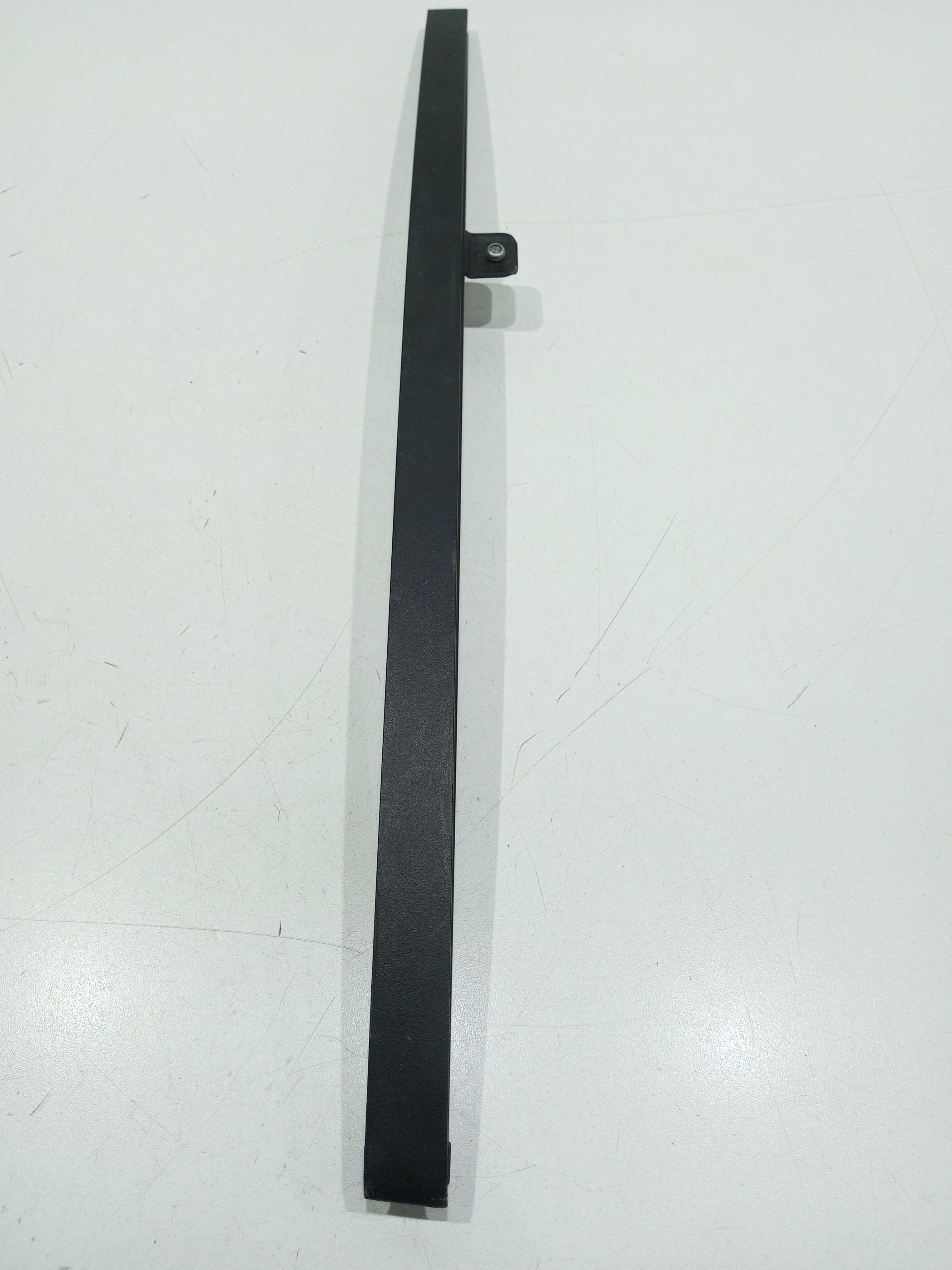 Guia Vidro Porta Traseira Esquerda Fiat Bravo 2012 1