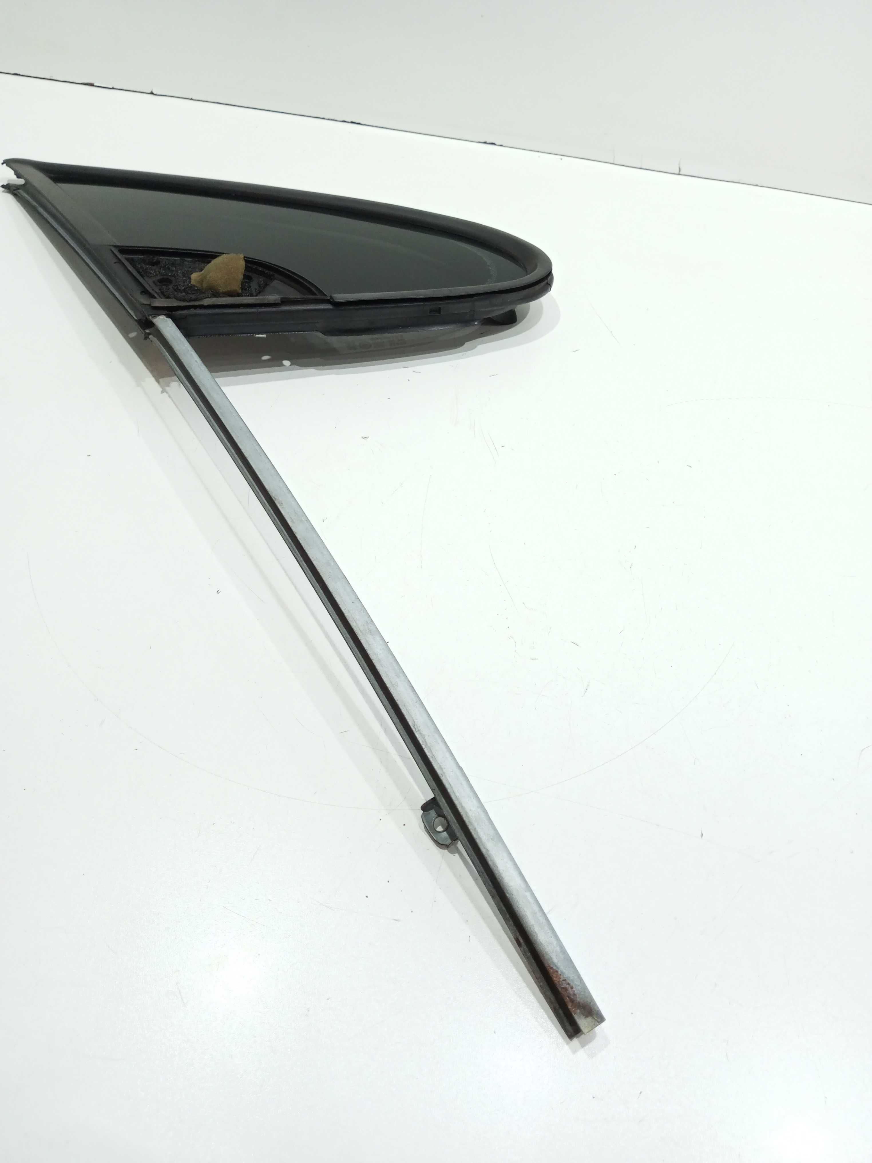 Vidro Fixo Porta Dianteira Direita Peugeot 307 2.0 2004 2