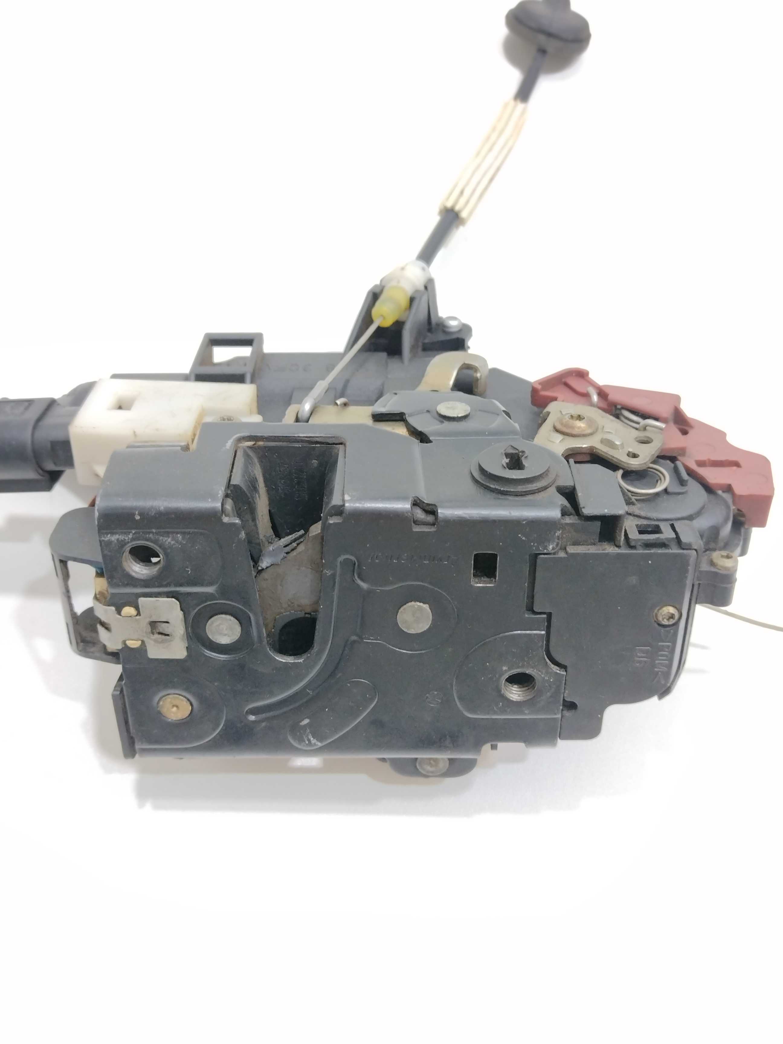 Fechadura Da Porta Traseira Direita Touareg 2005 Vw 4