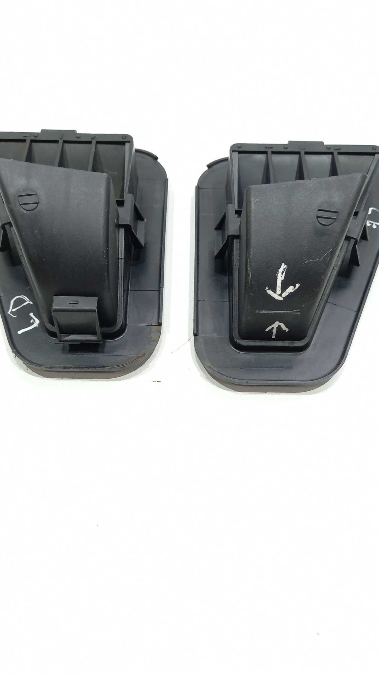 Par Difusor Saida Ar Carroceria Traseir Vw Voyage 1.6 2019 4