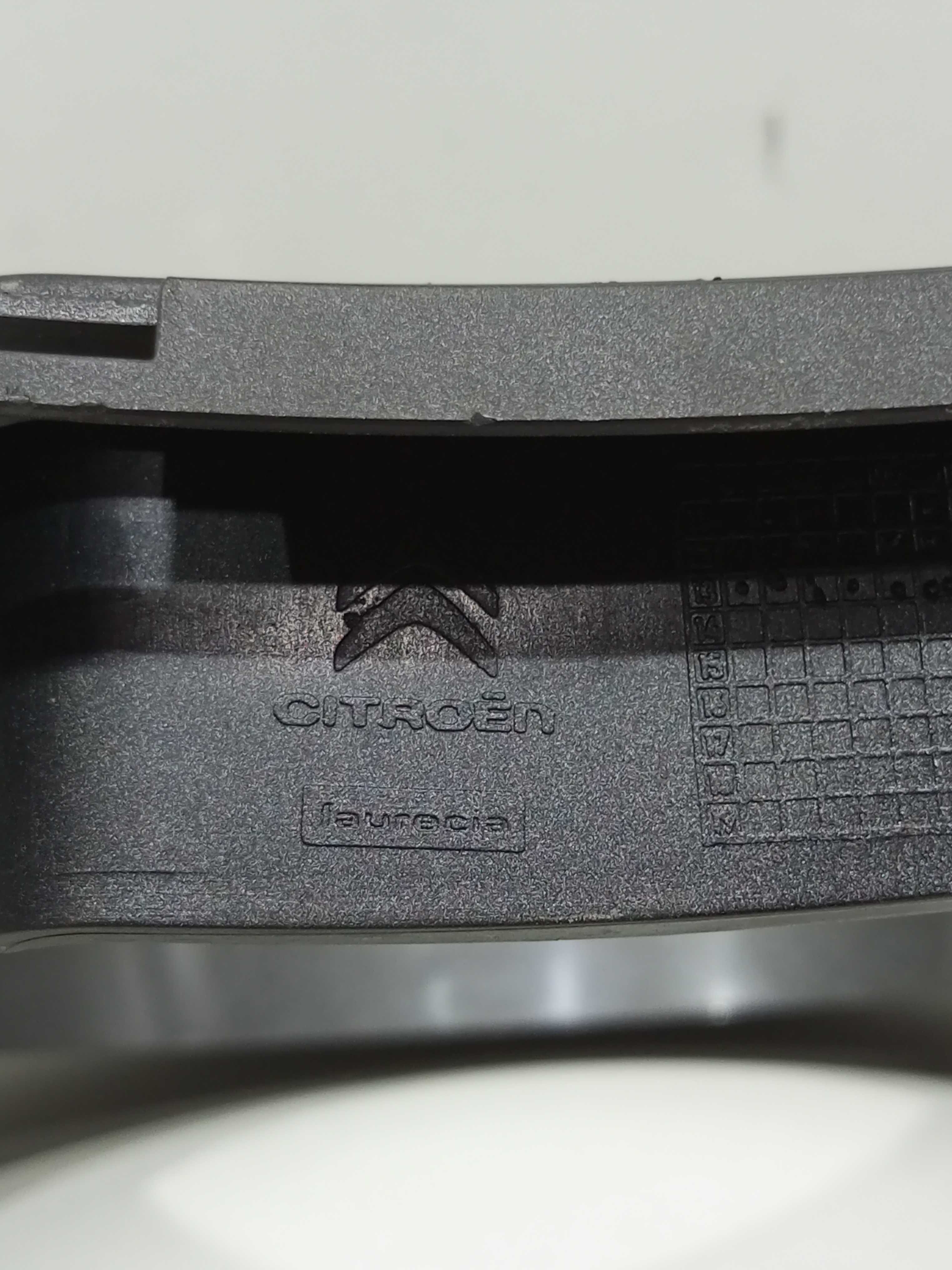 Moldura Do Painel De Instrumentos Citroen C3 1.6 2014 7