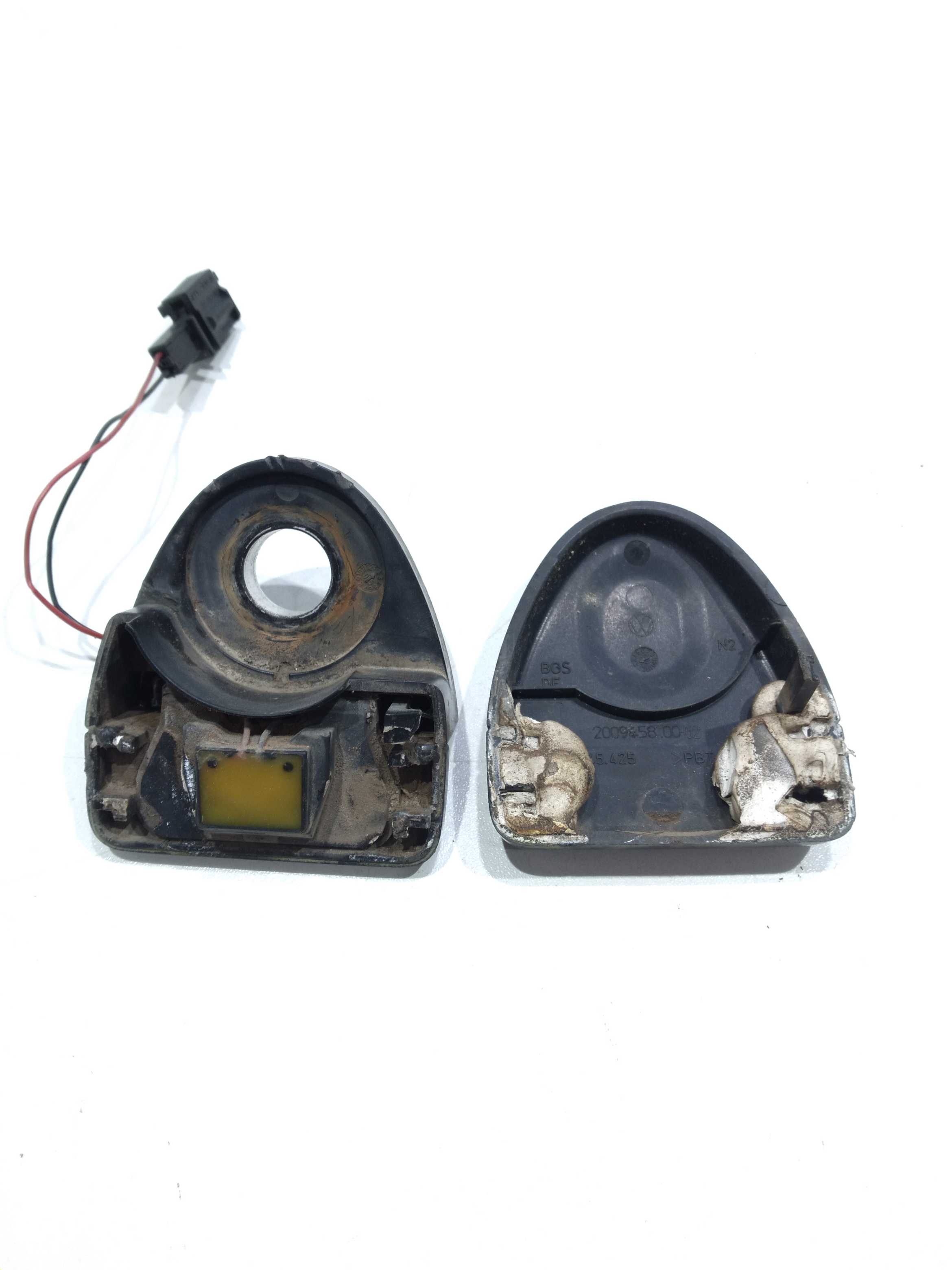 Maçaneta Externa Do Vidro Traseiro Vw Touareg 4.2 V8 2005 5