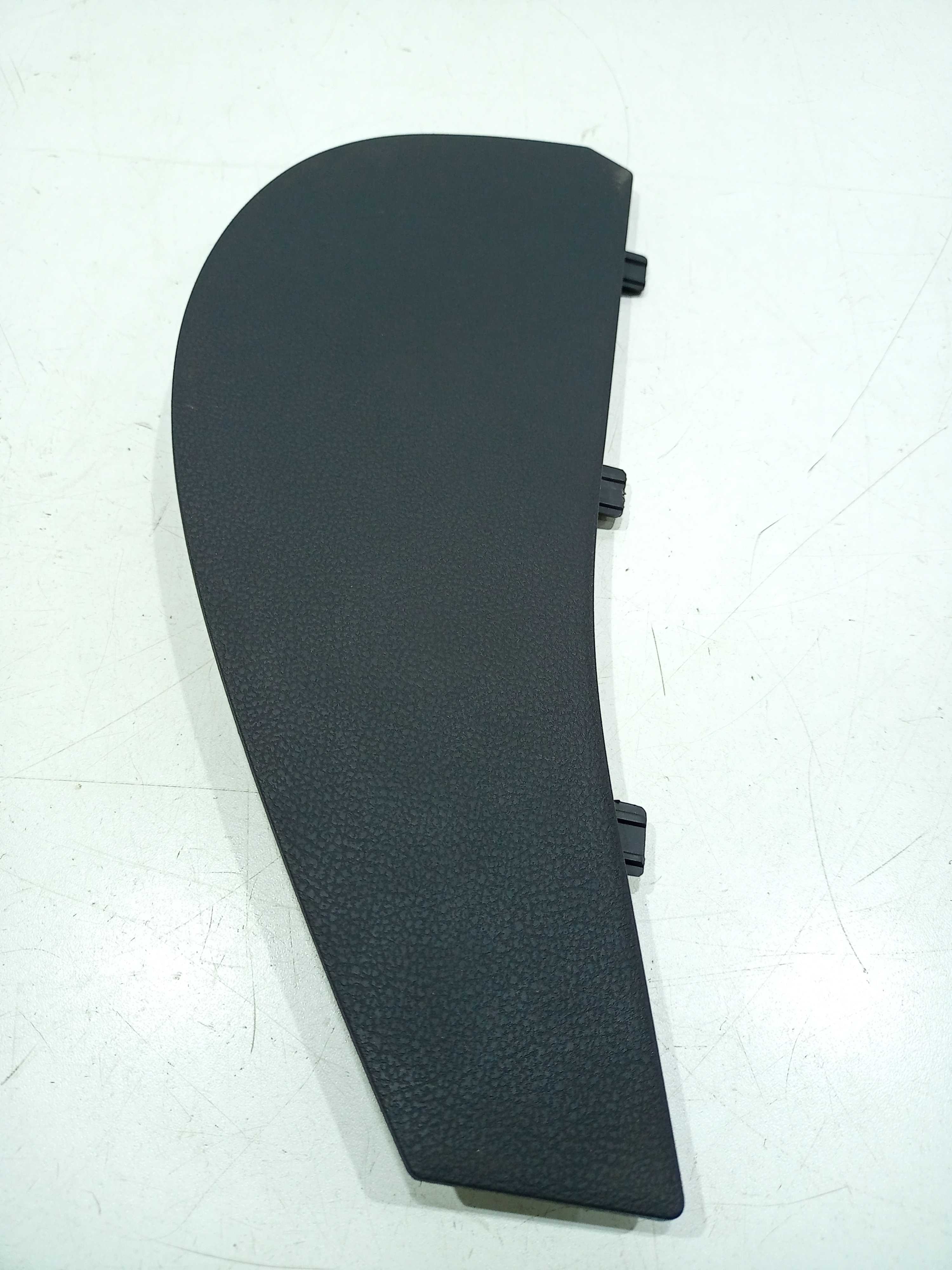 Moldura Lateral Esquerda Painel Nissan Versa 1.6 S 2019 1