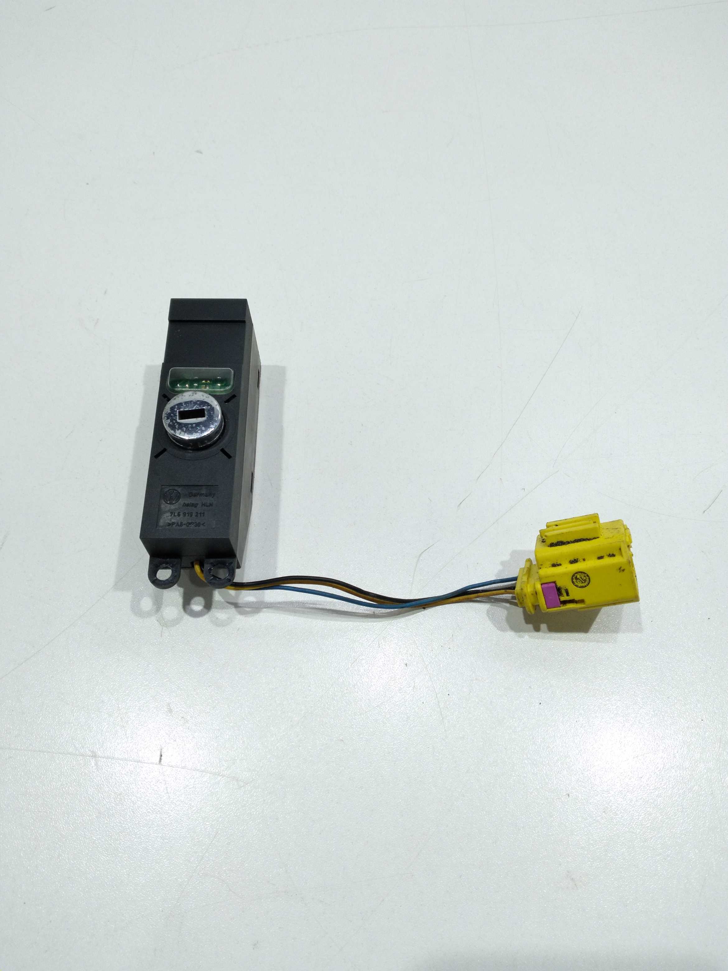 Interruptor De Airbag Volkswagen Touareg 4.2 V8 2005 1